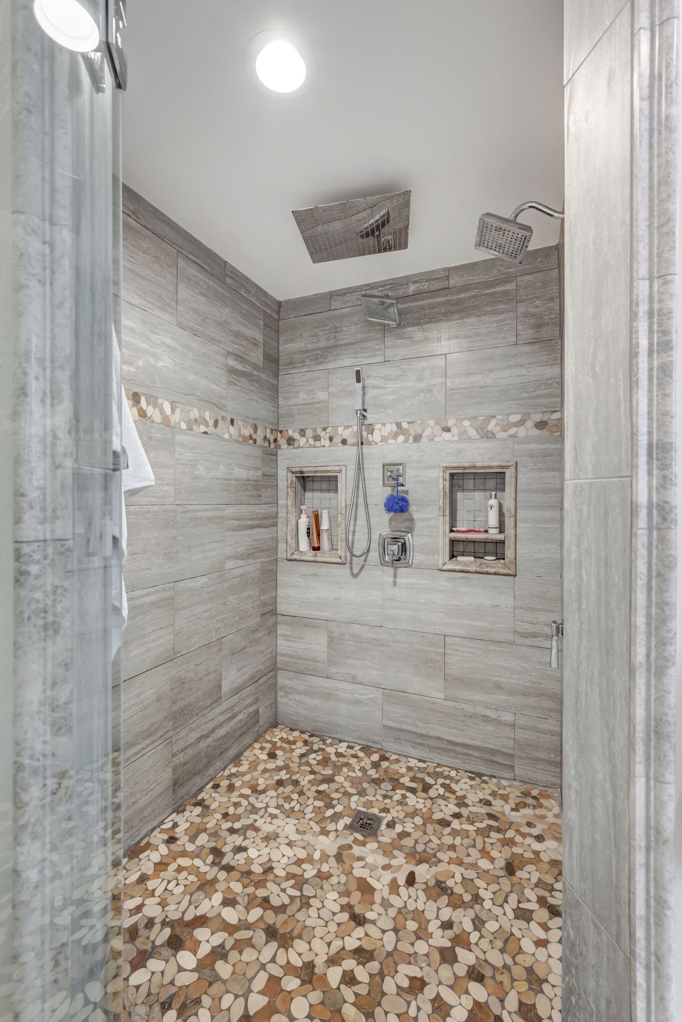 110 Lynnwood Ter