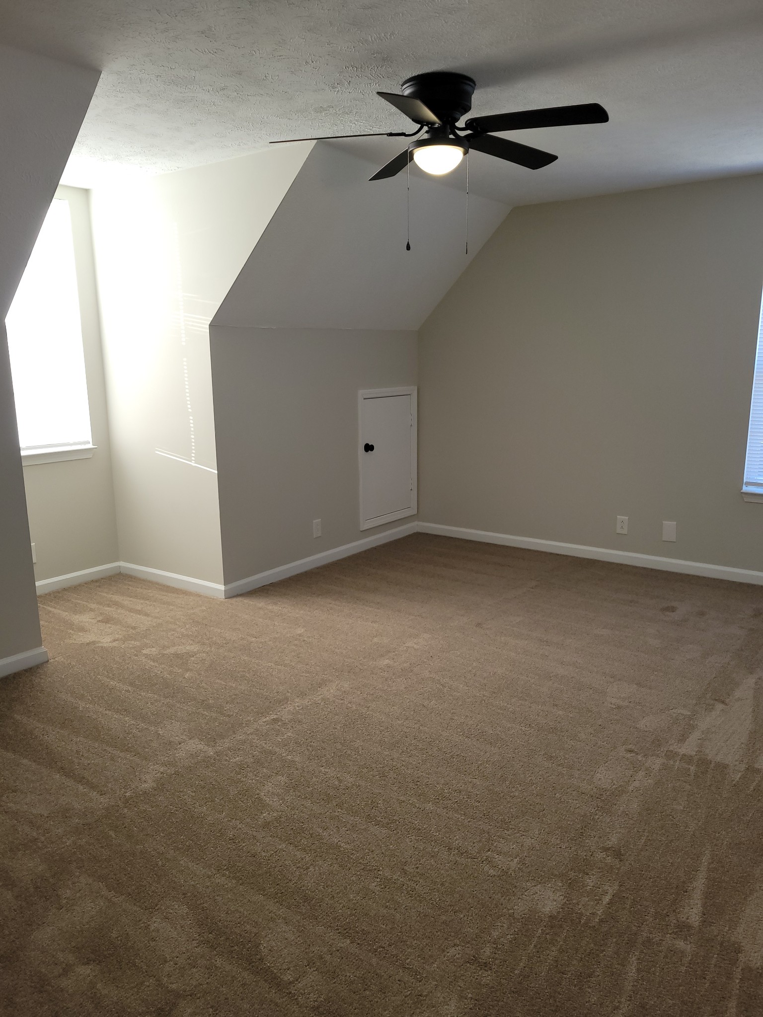 1210 Pearlknob Court