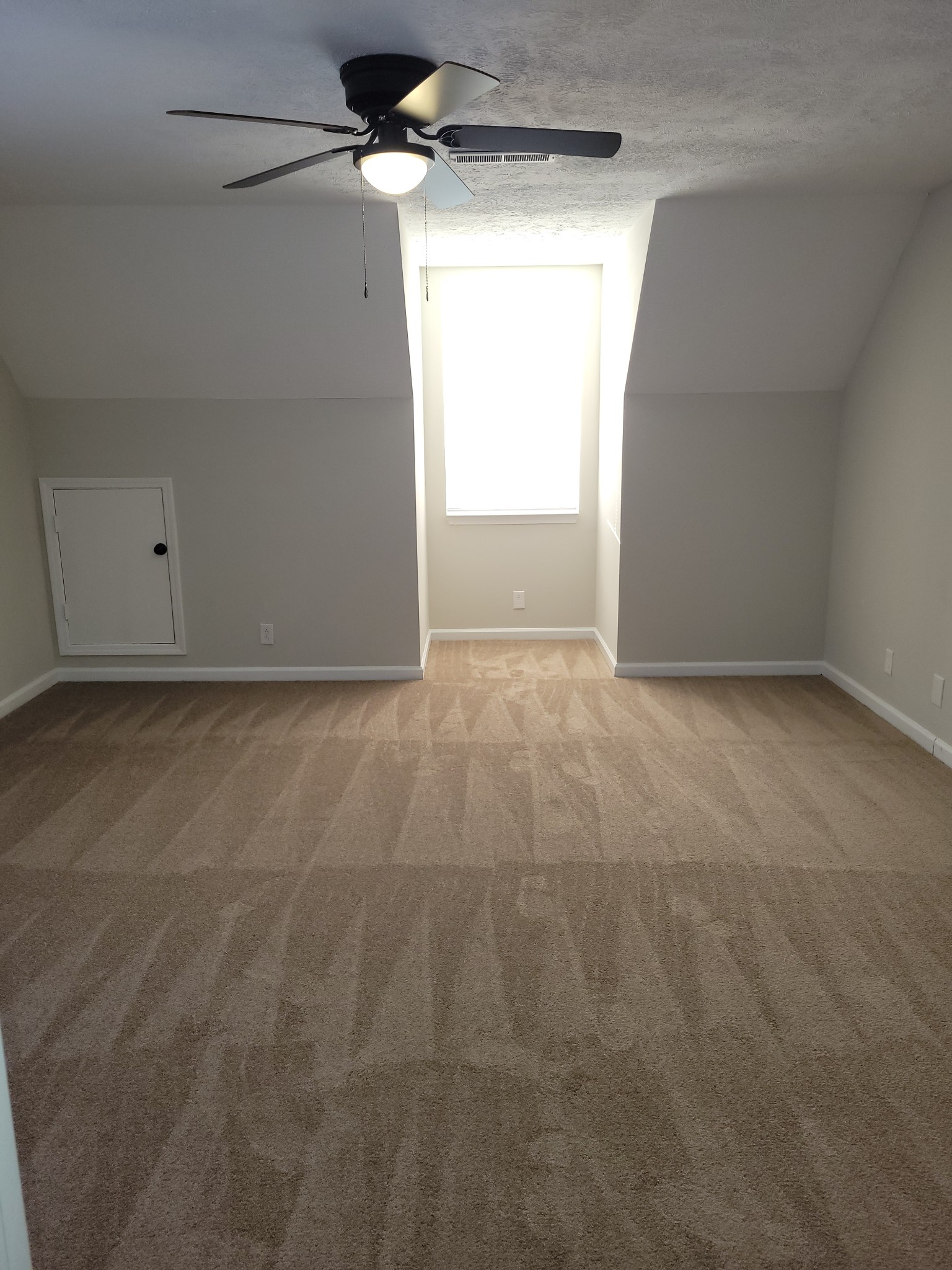 1210 Pearlknob Court