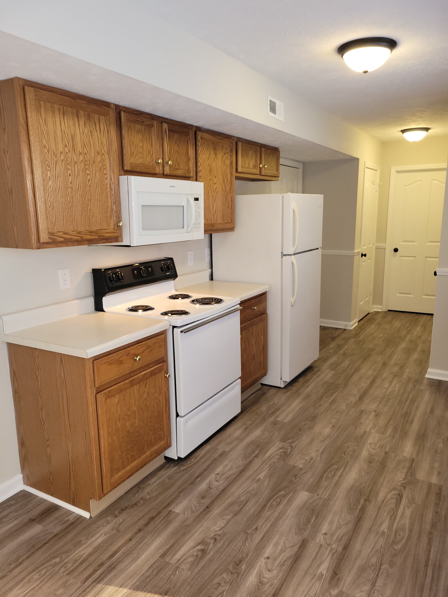 1210 Pearlknob Court