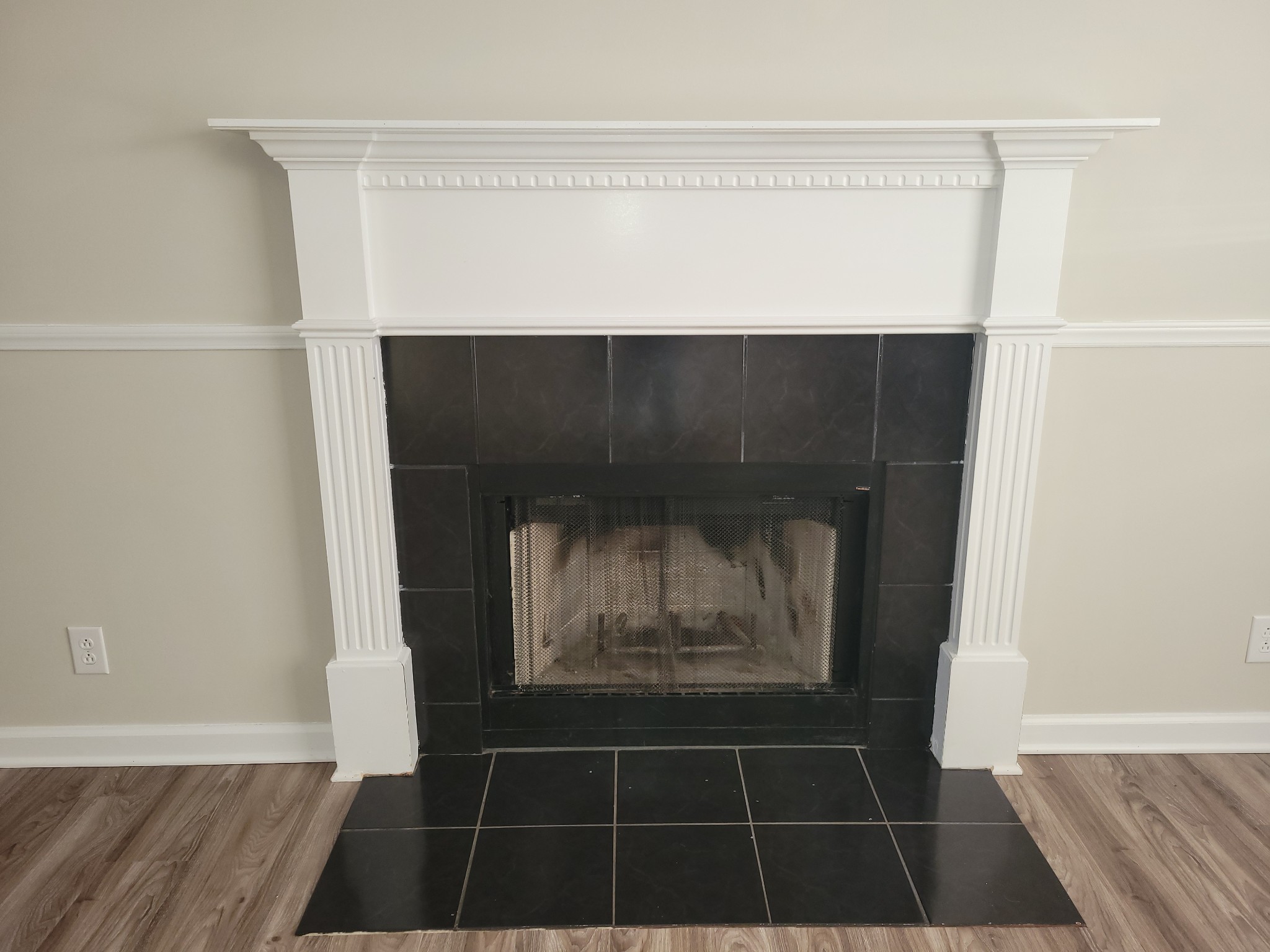 1210 Pearlknob Court