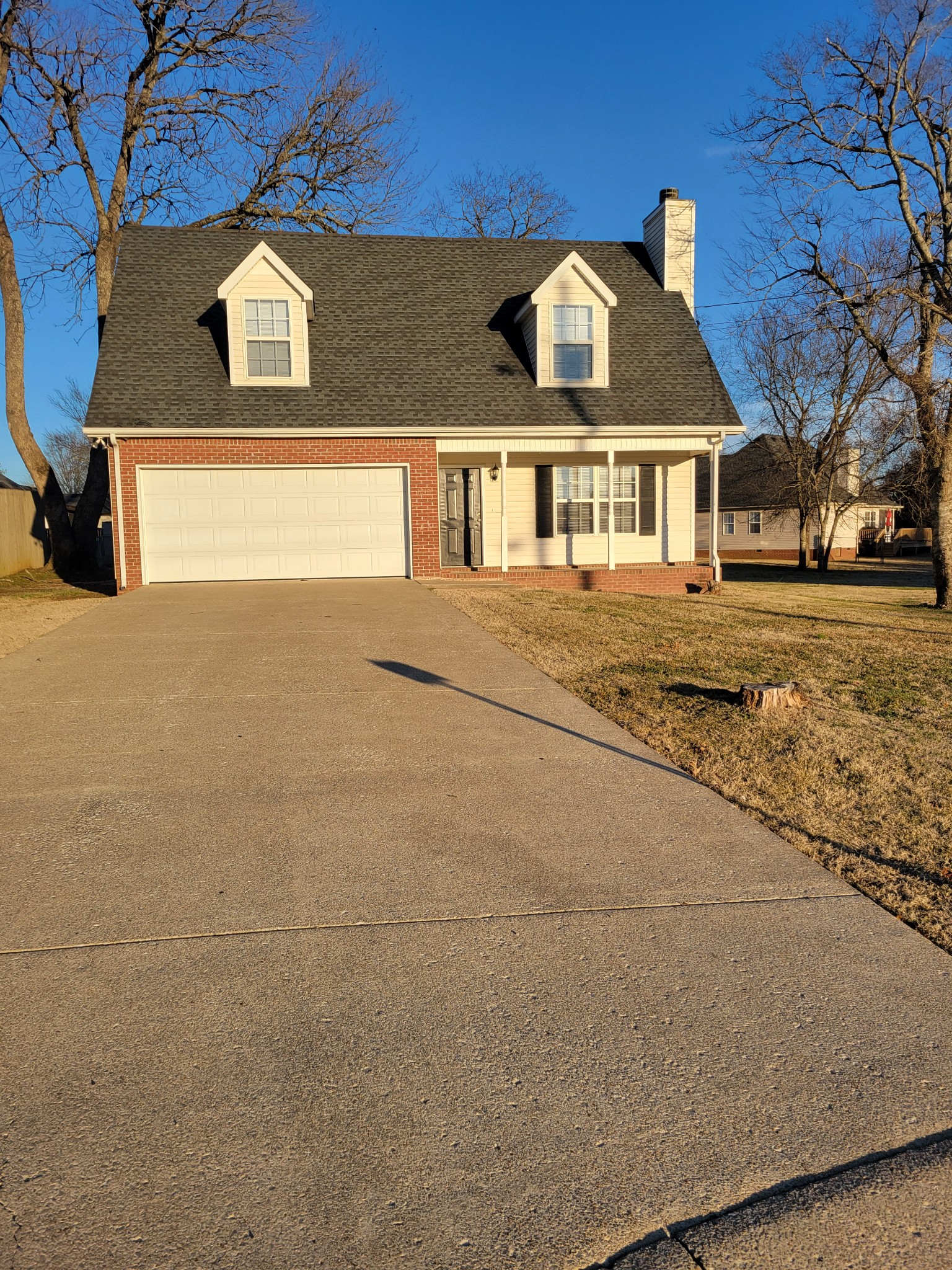 1210 Pearlknob Court