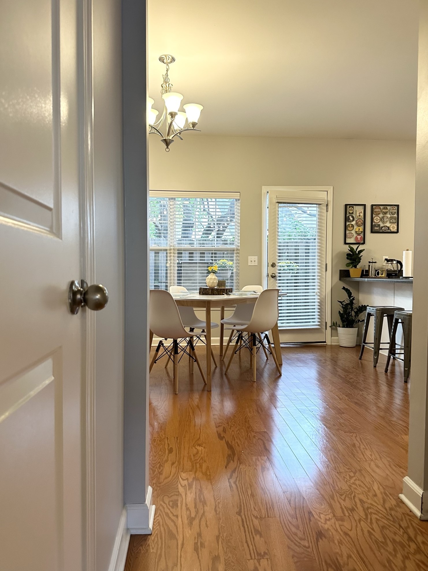553 Rosedale Ave Unit: 104