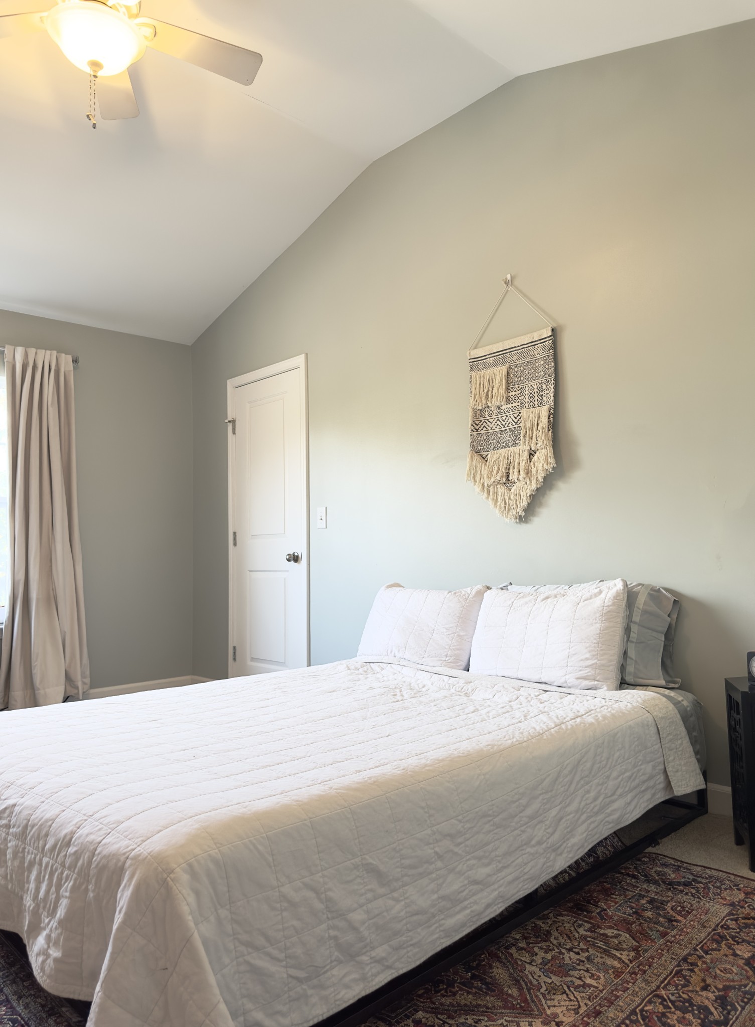 553 Rosedale Ave Unit: 104