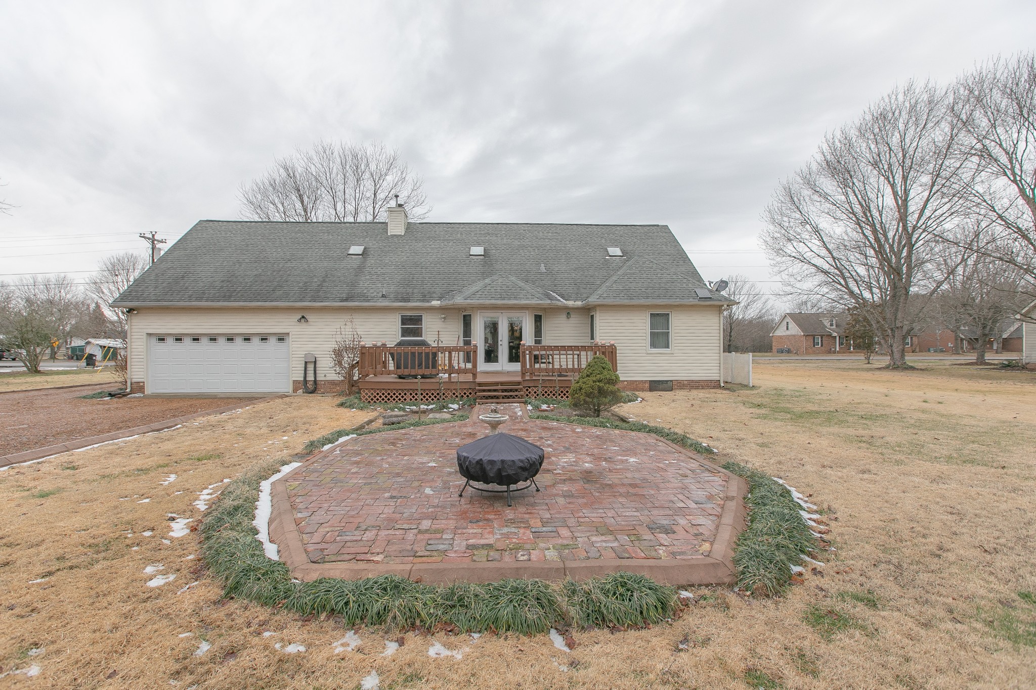 10314 Roanoke Dr