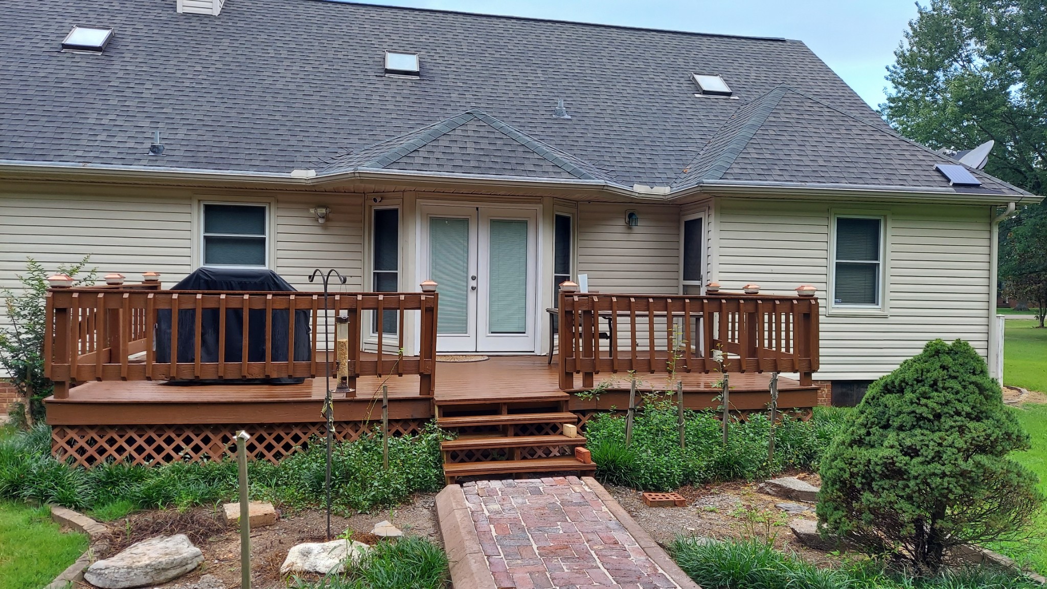 10314 Roanoke Dr