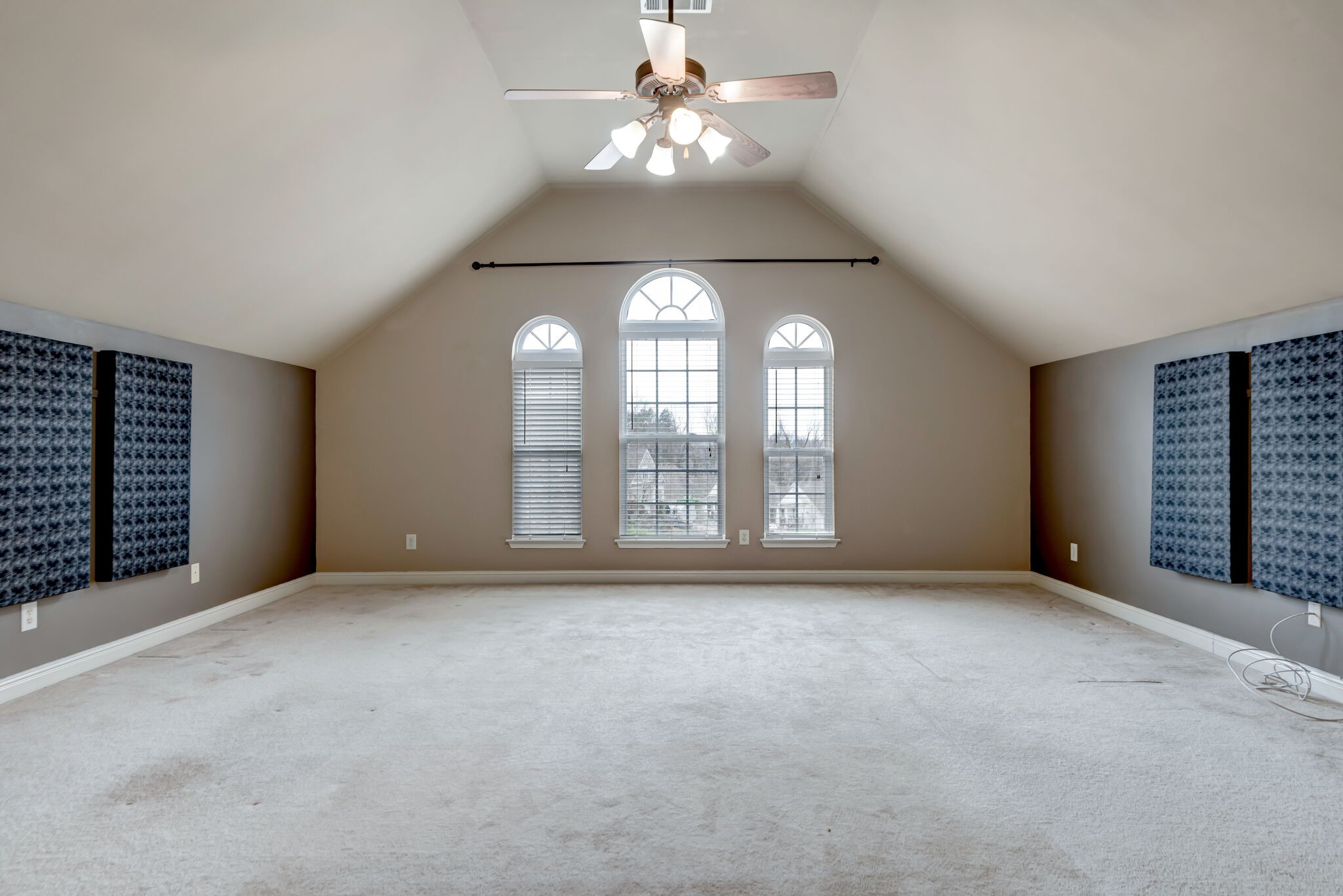 6921 Scarlet Ridge Dr