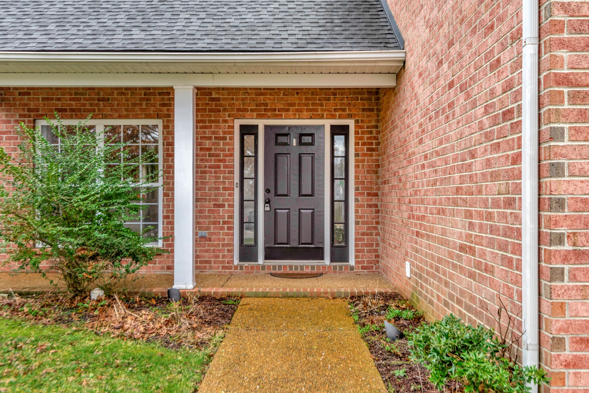 6921 Scarlet Ridge Dr