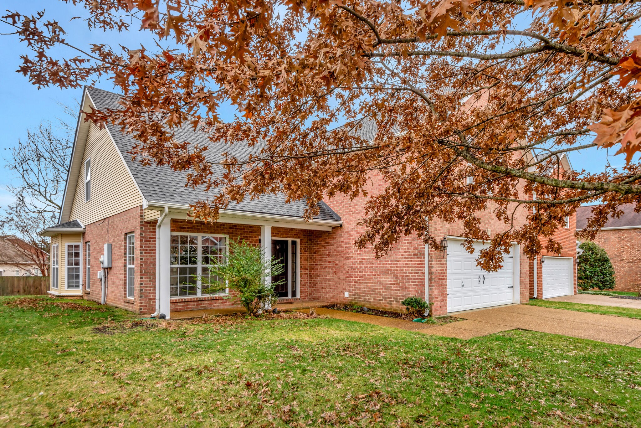 6921 Scarlet Ridge Dr