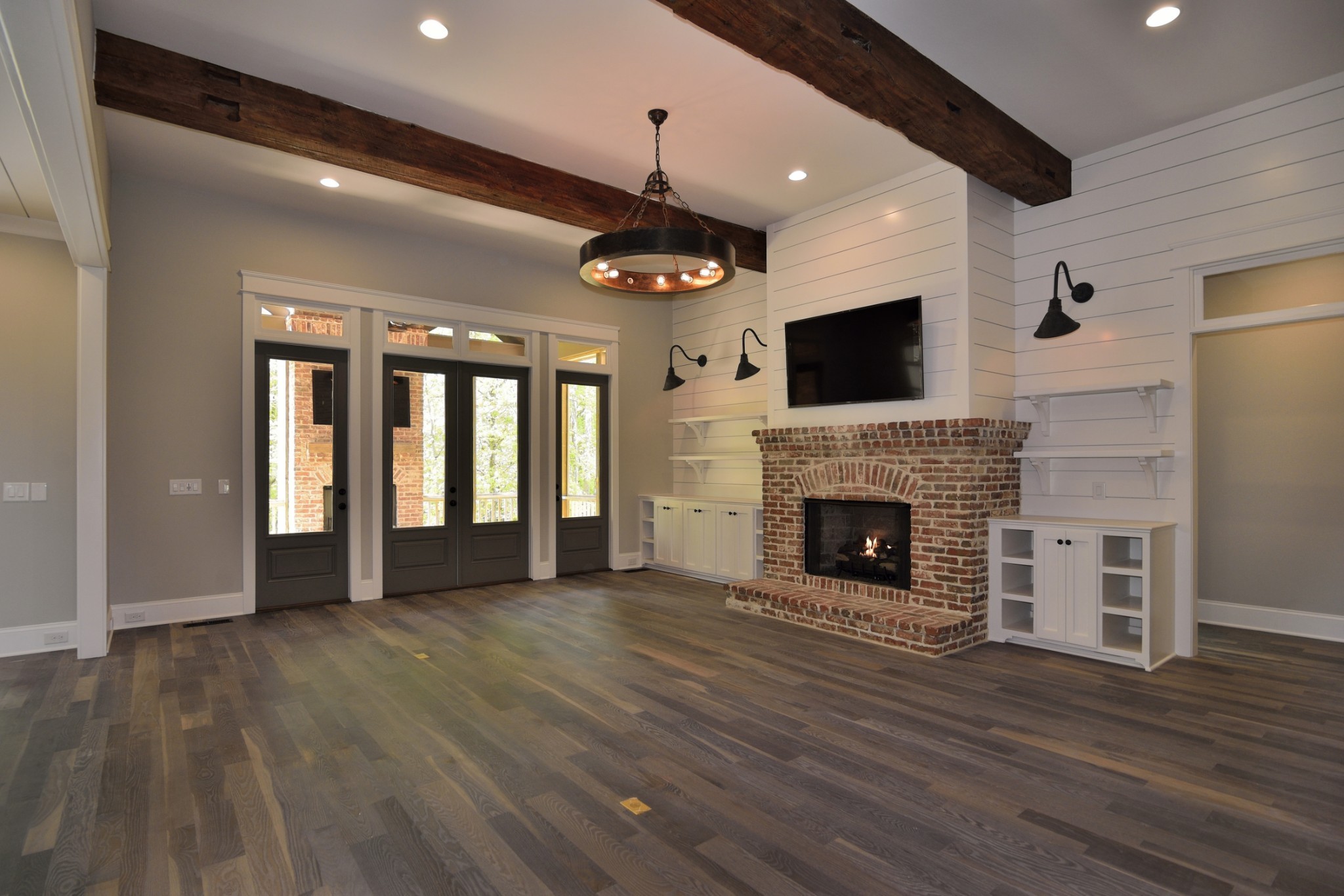 8105 Turning Point Drive