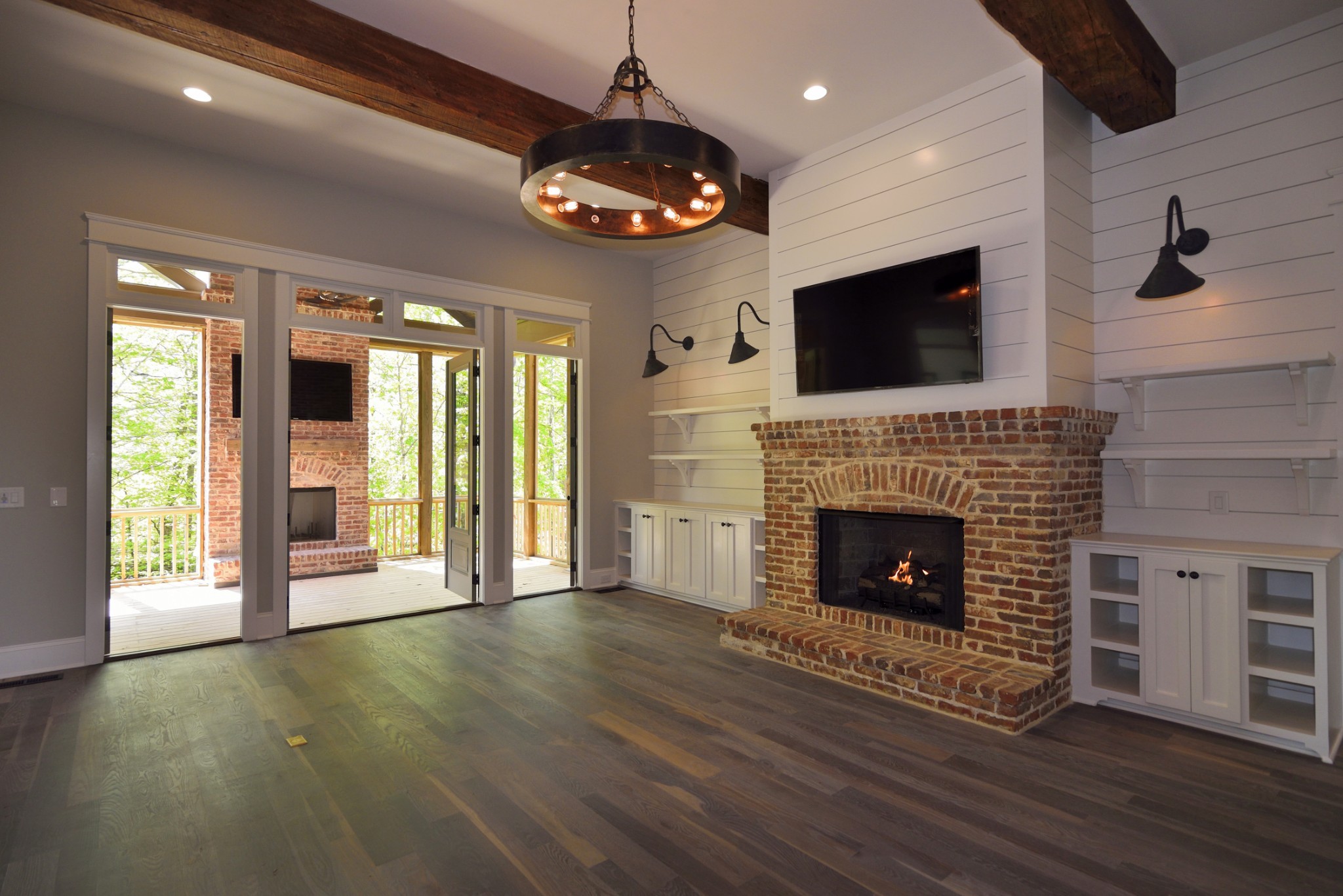 8105 Turning Point Drive