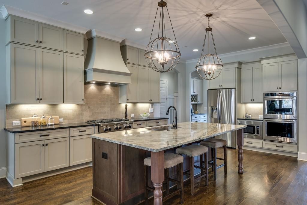 8105 Turning Point Drive