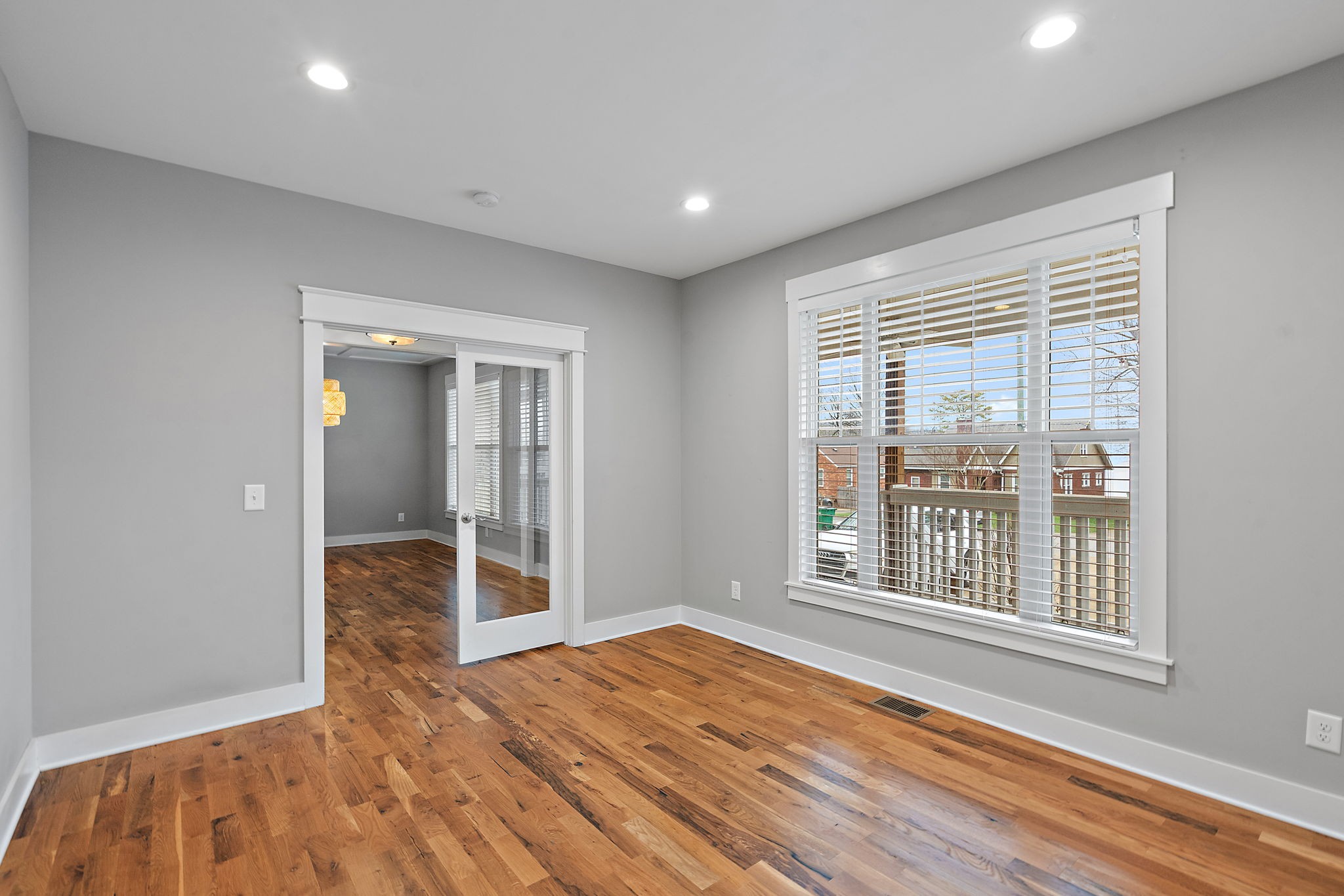 1036A Iverson Ave
