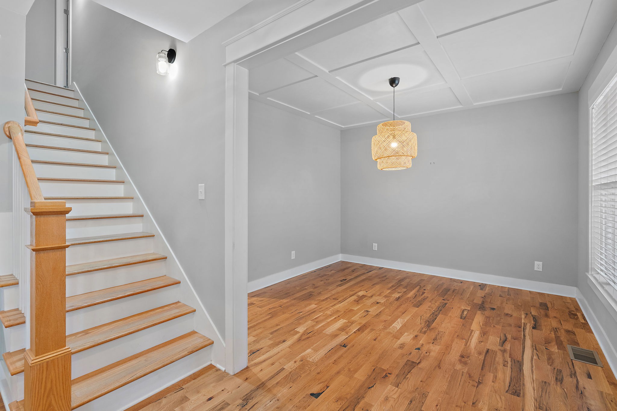 1036A Iverson Ave