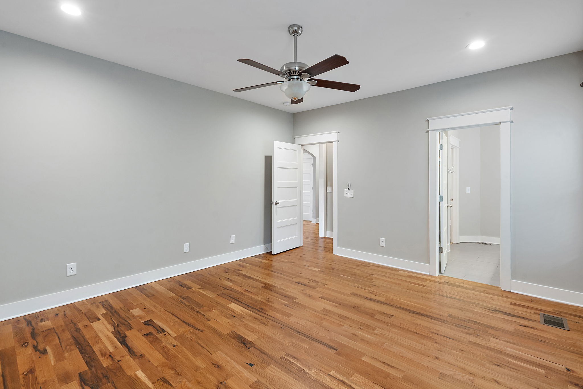 1036A Iverson Ave