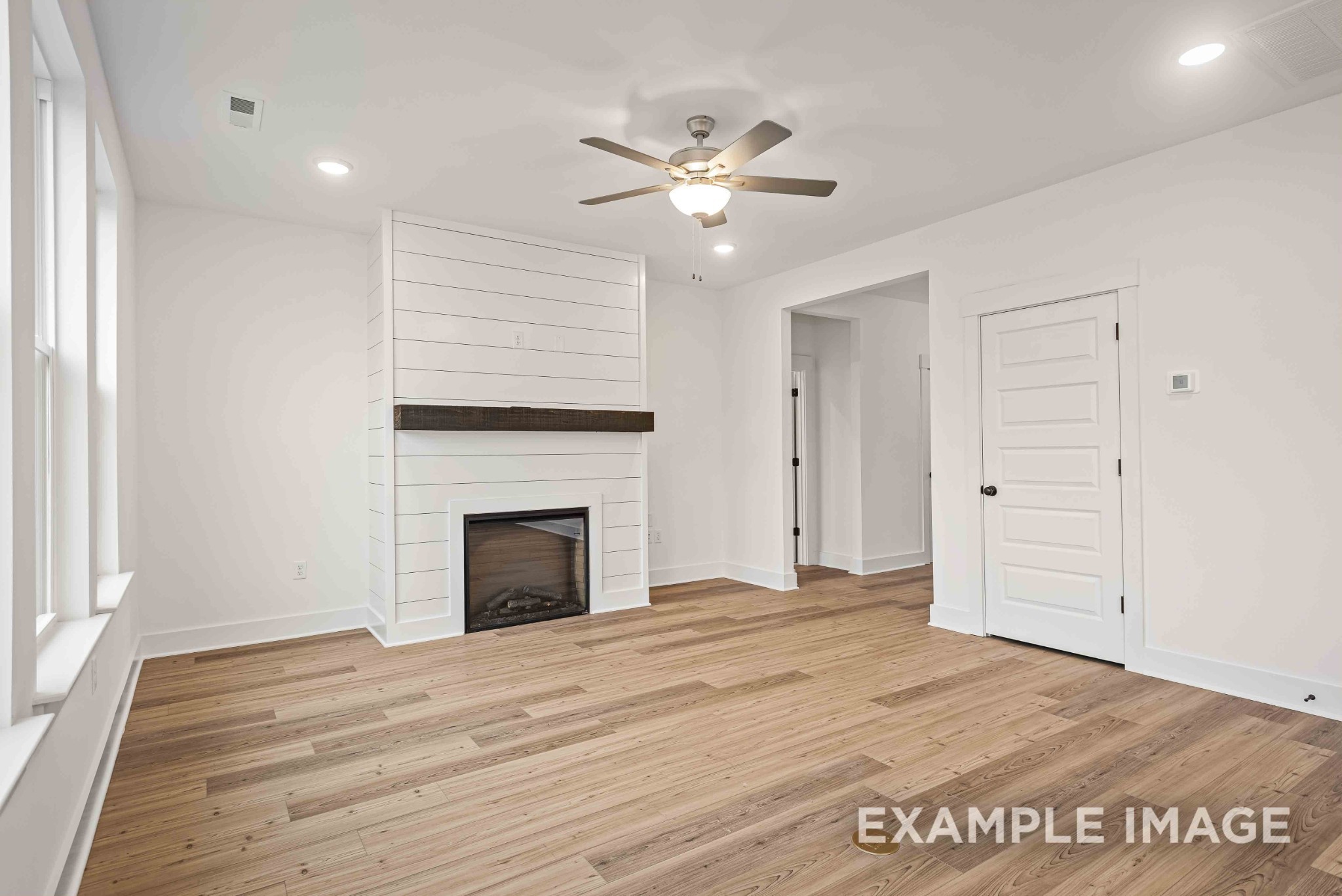 2406 Sunnyview Cove