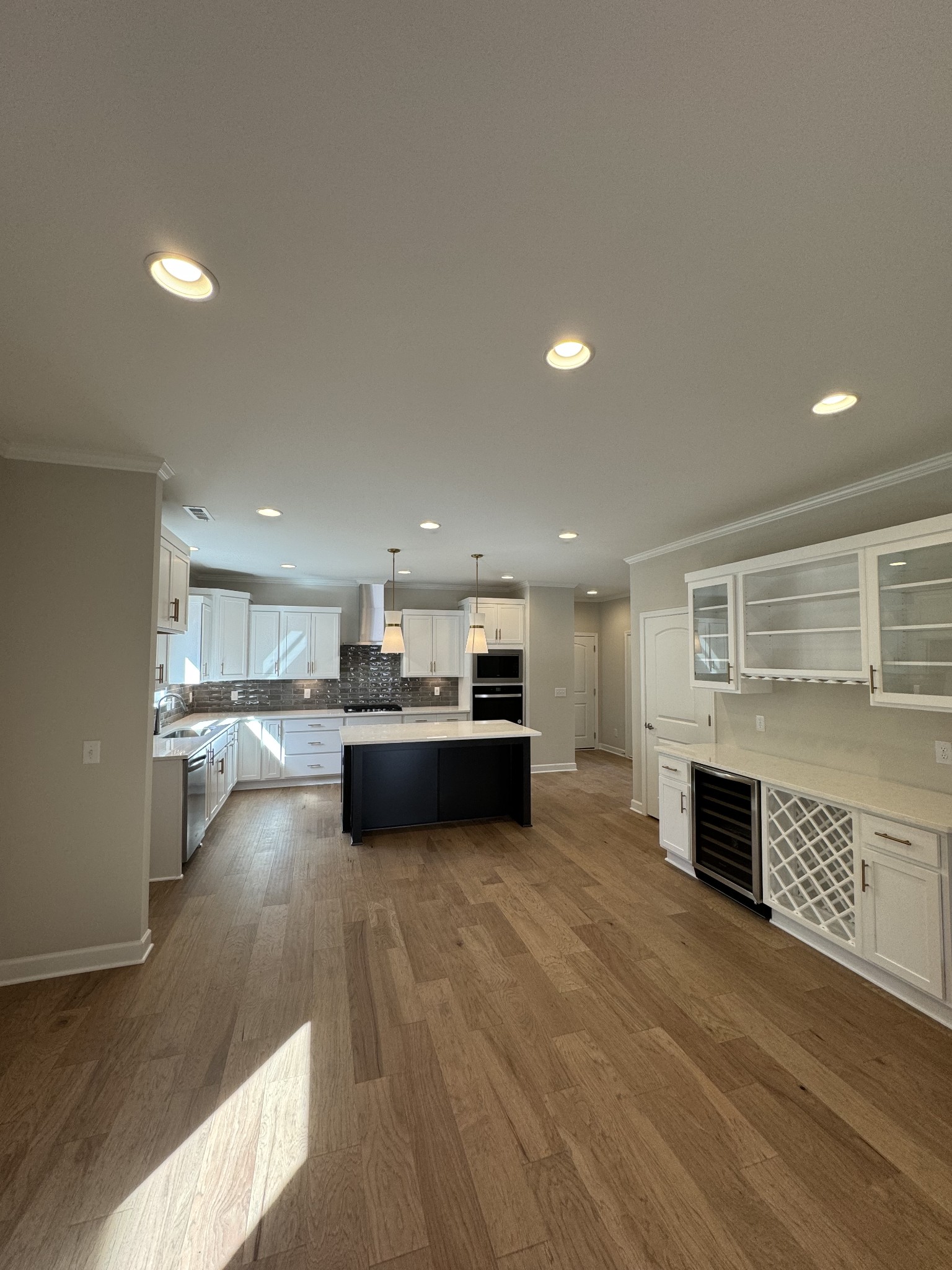 6109 Parkhaven Blvd