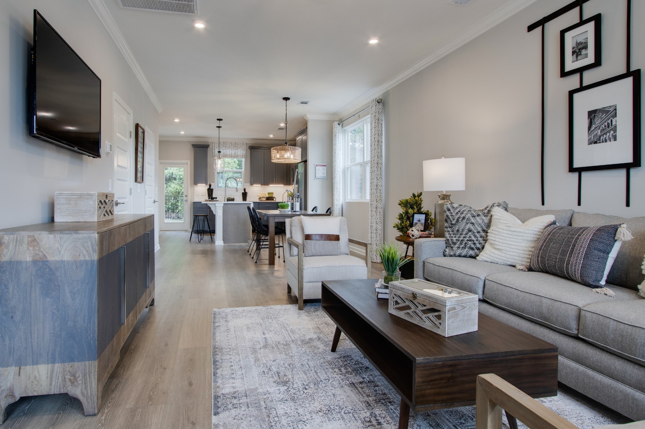 615 Old Hickory Blvd Unit: 737