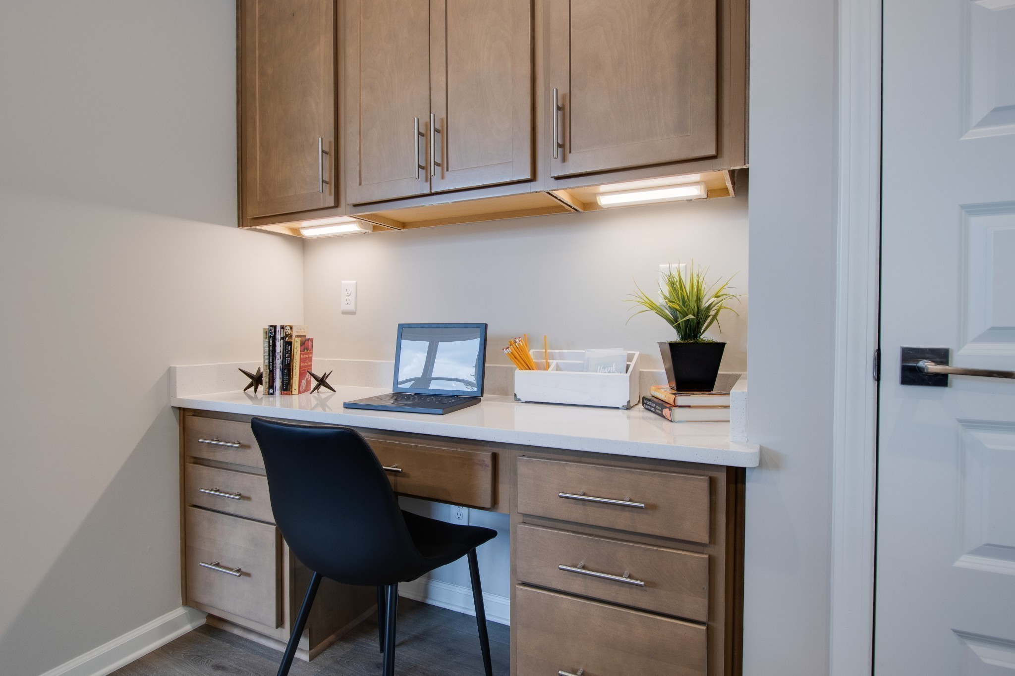 615 Old Hickory Blvd Unit: 734