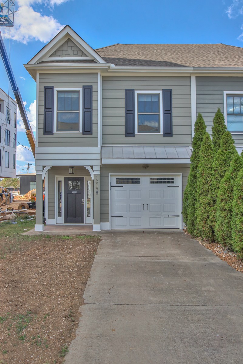1319B Pillow St