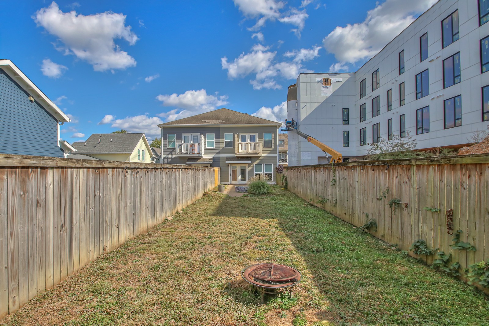 1319B Pillow St
