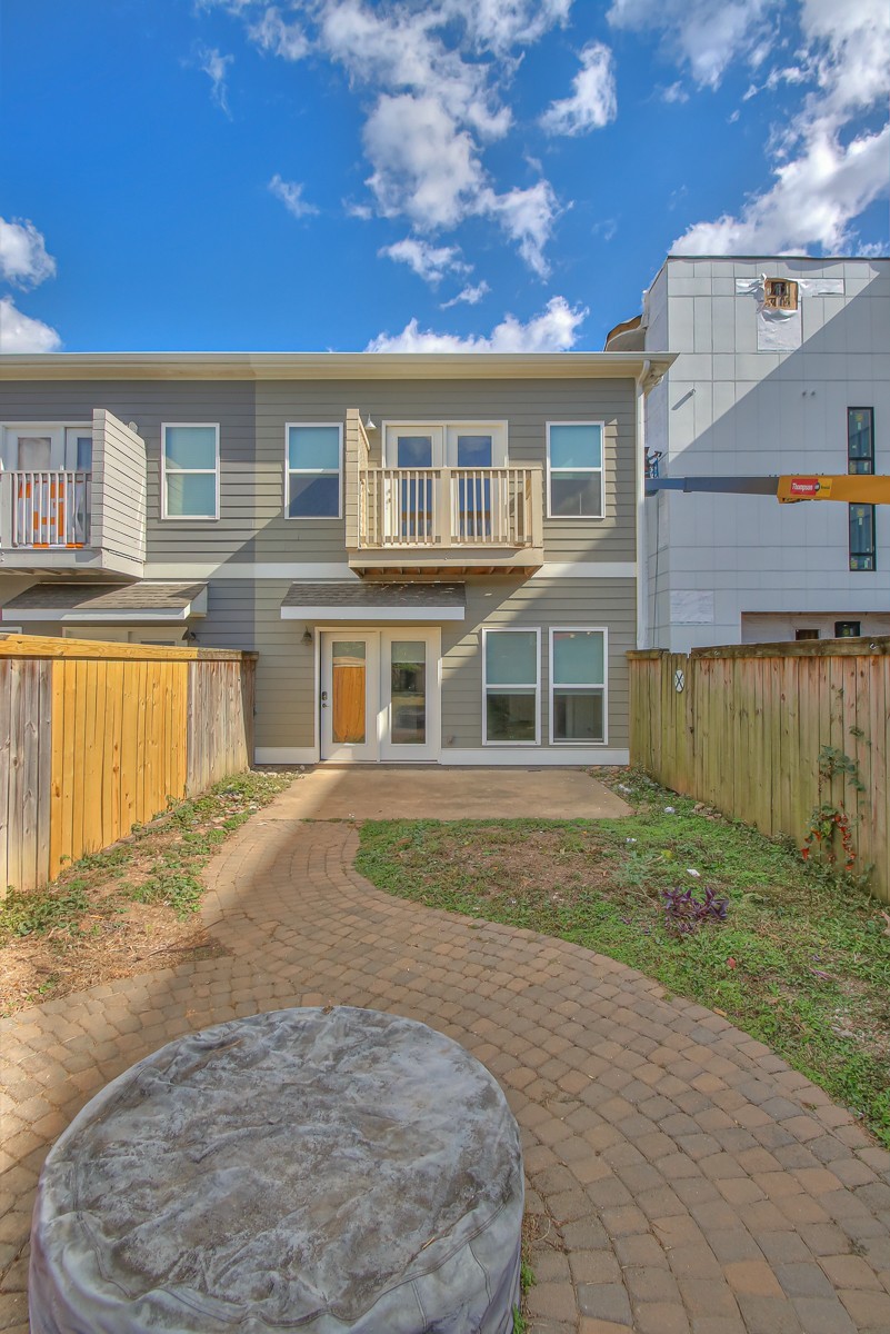 1319B Pillow St