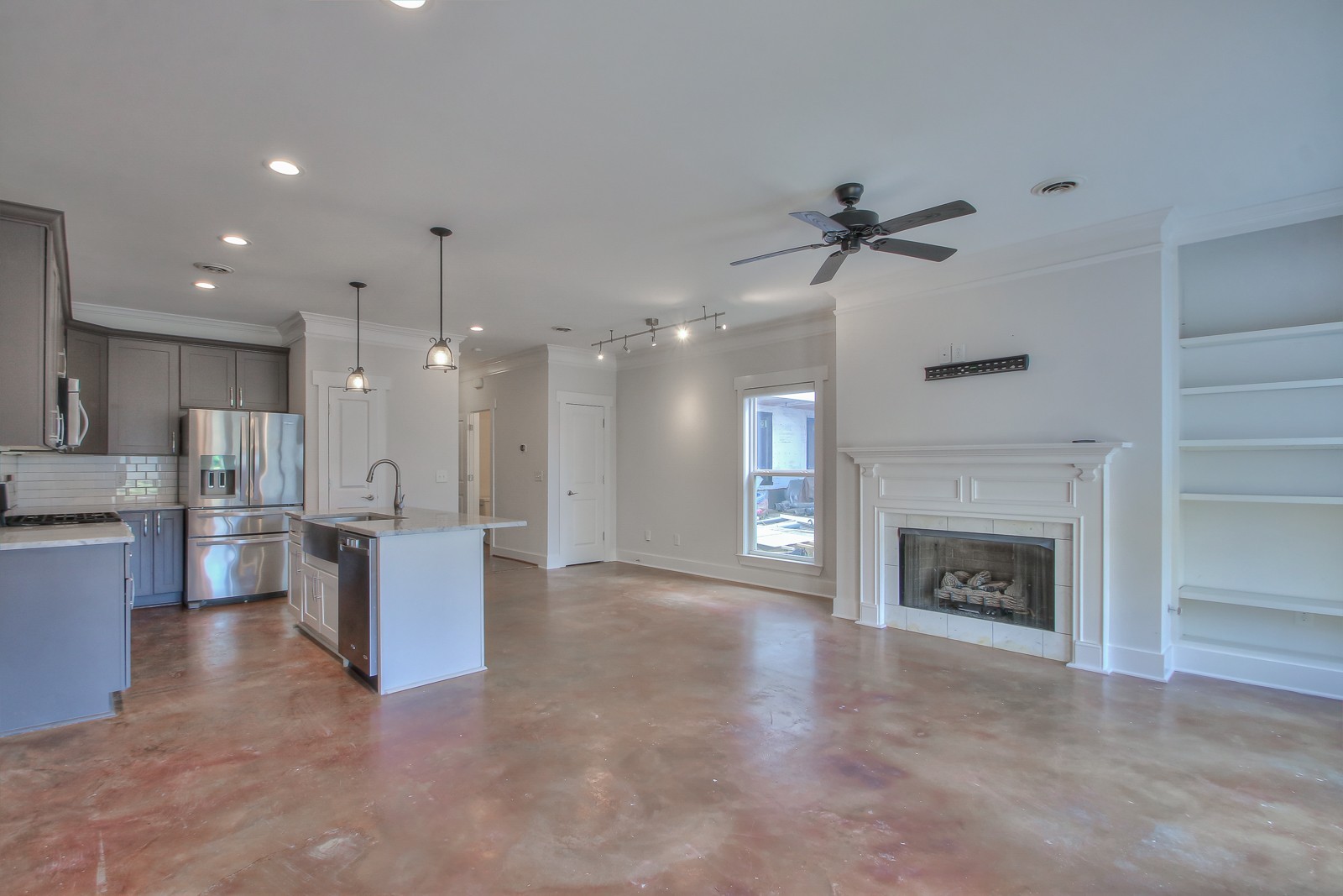 1319B Pillow St