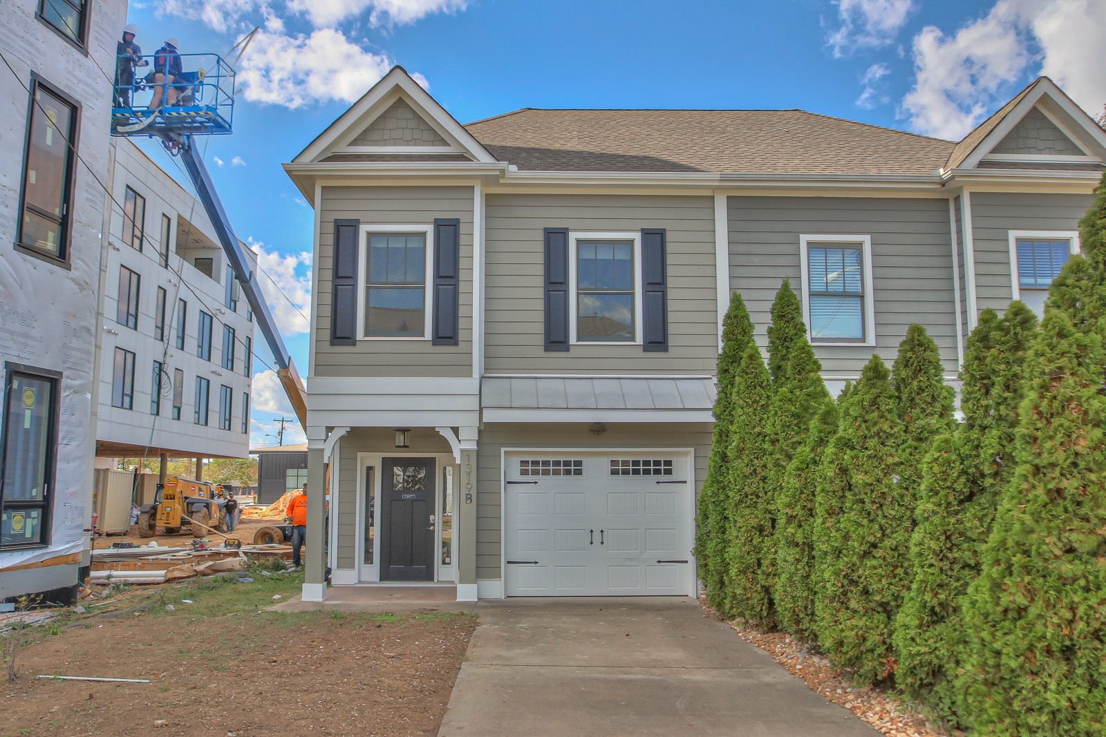 1319B Pillow St