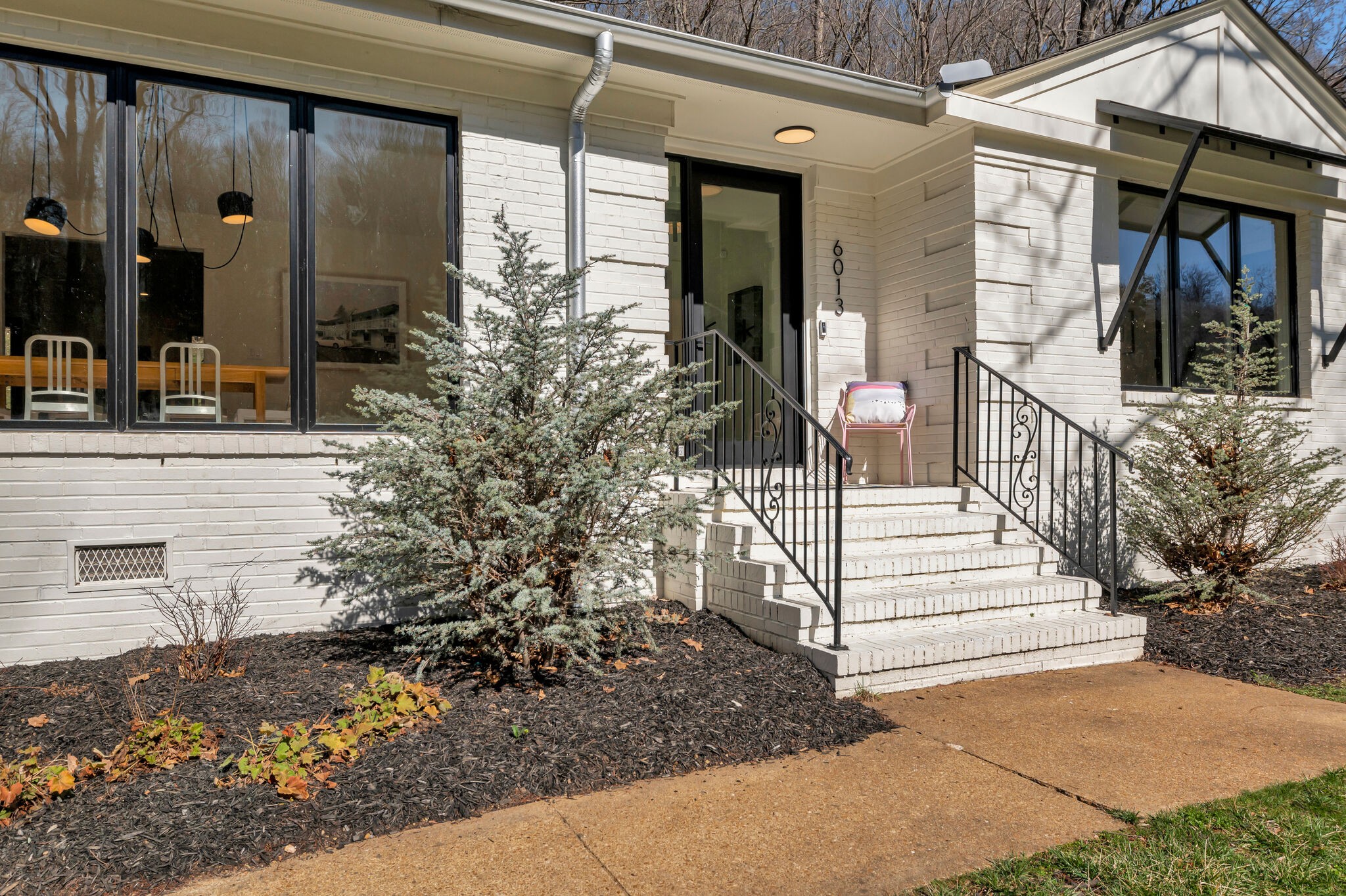 6013 Andover Dr