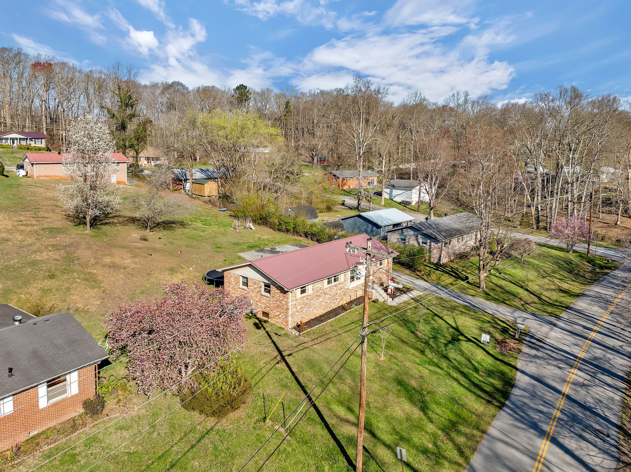 202 Forest Dr