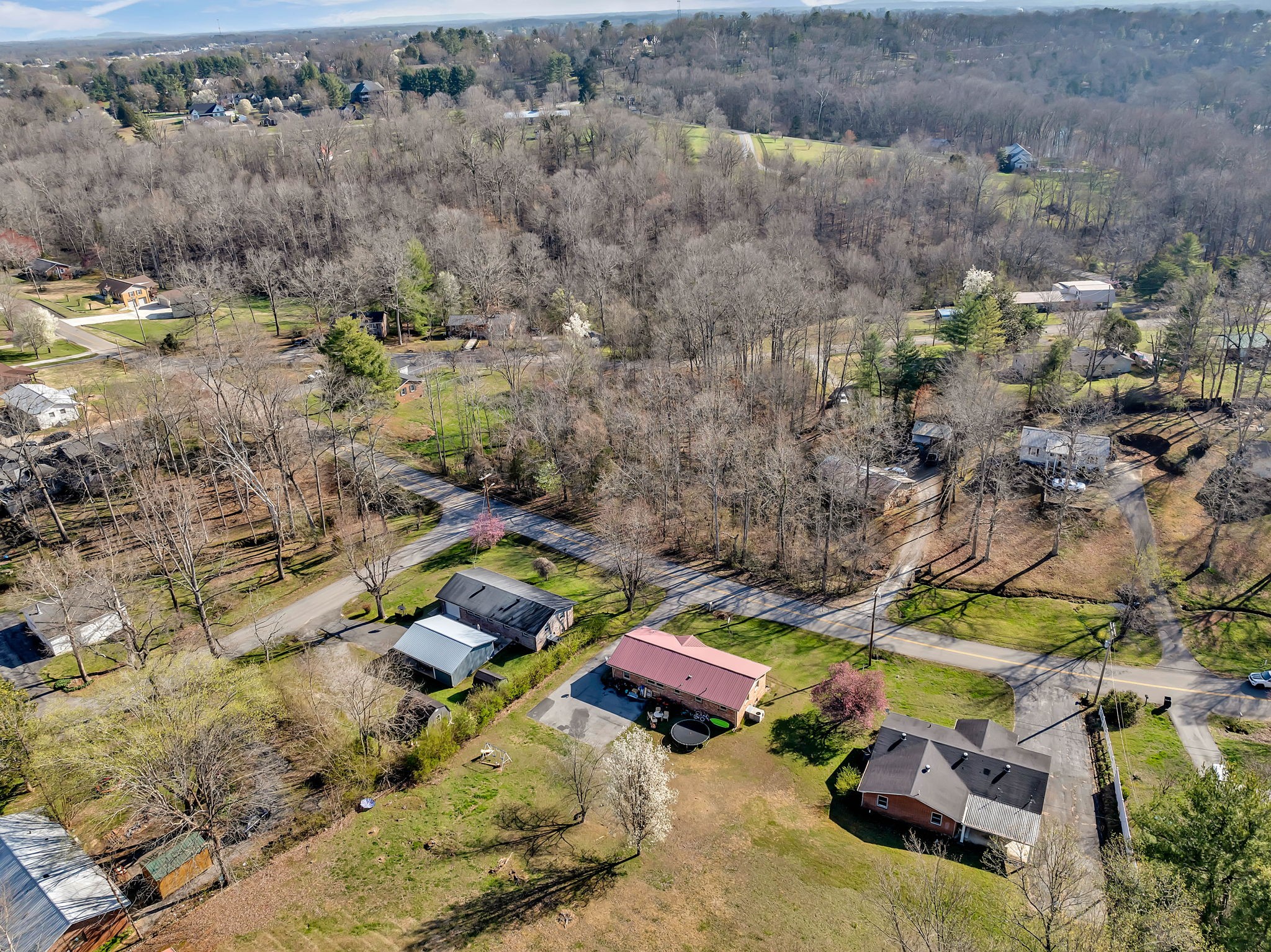 202 Forest Dr