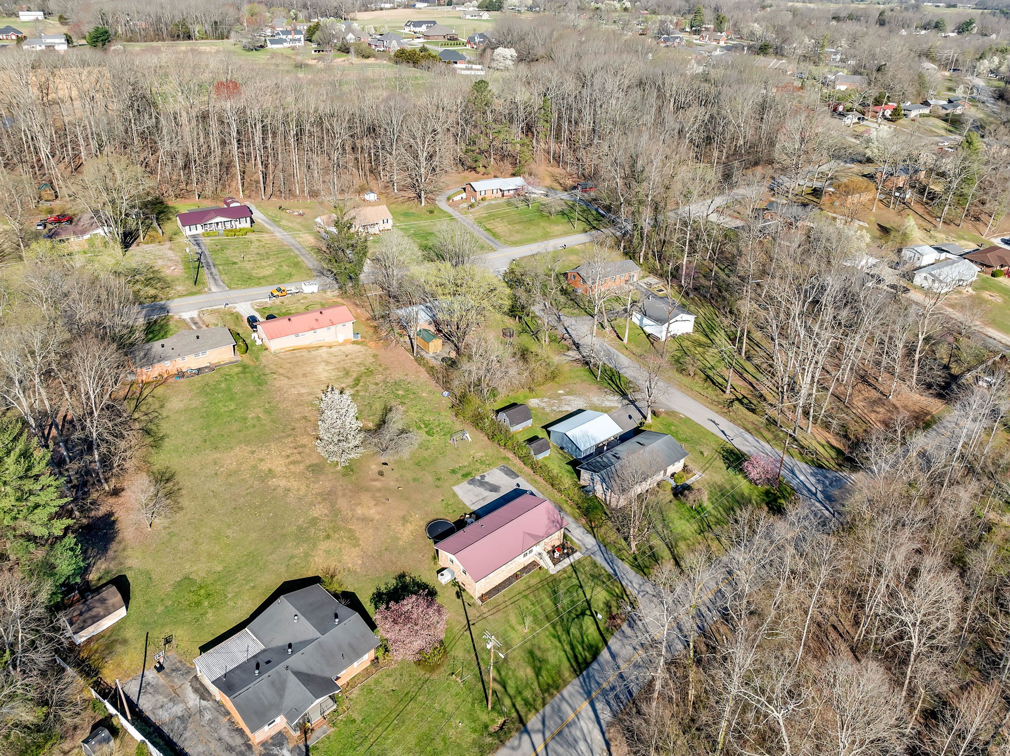202 Forest Dr