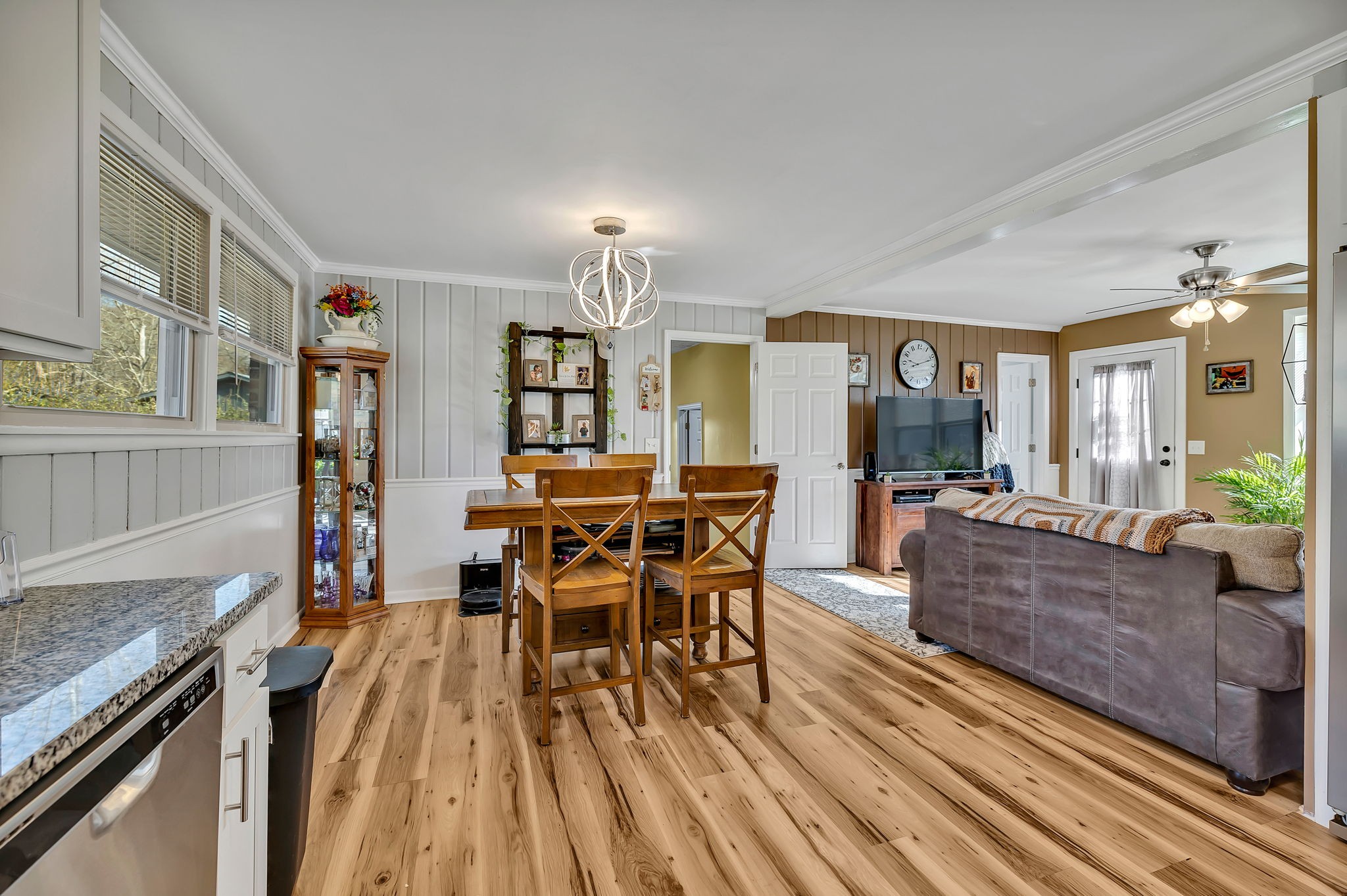202 Forest Dr