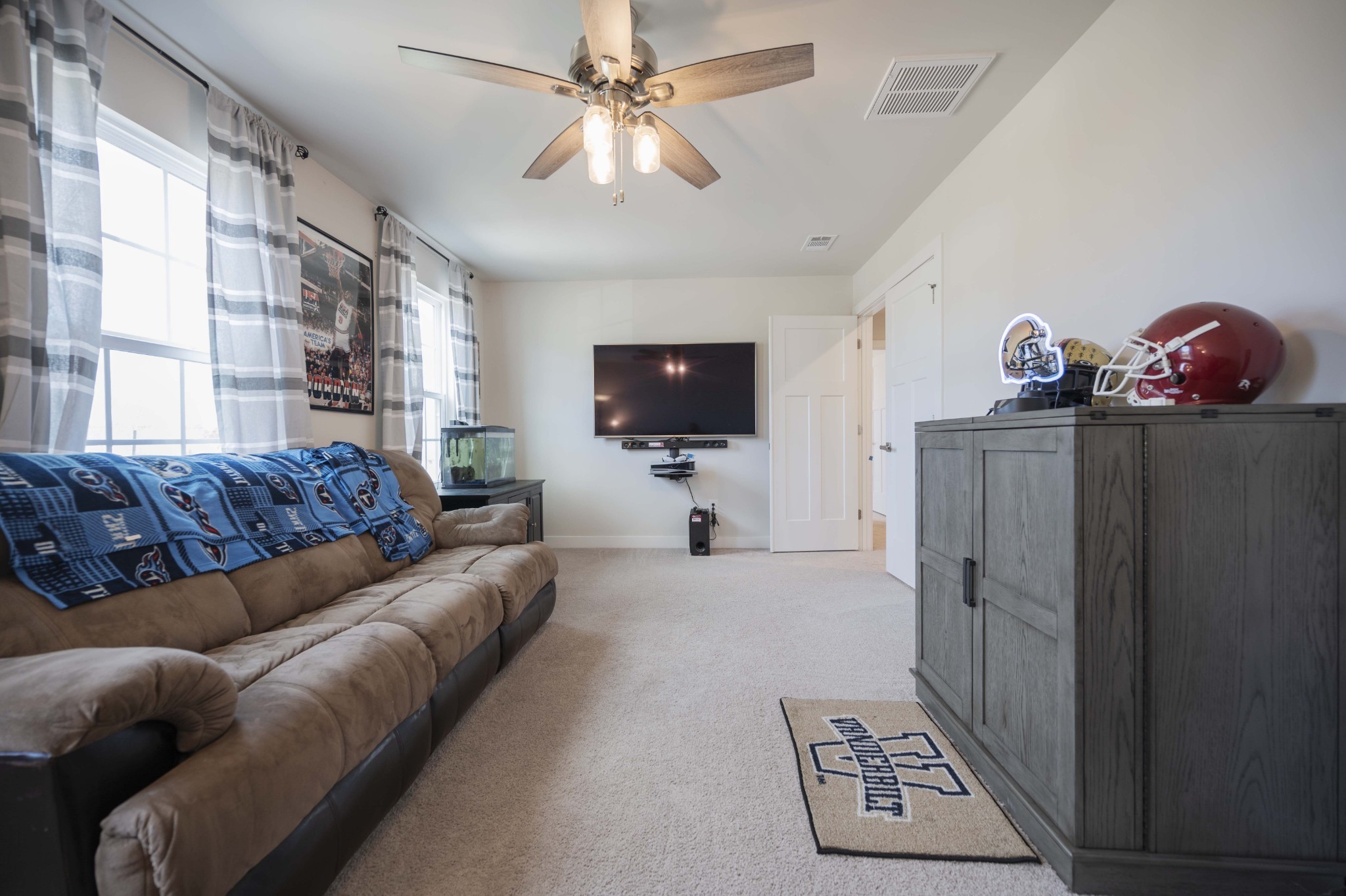 609 Eagle Rock Pl