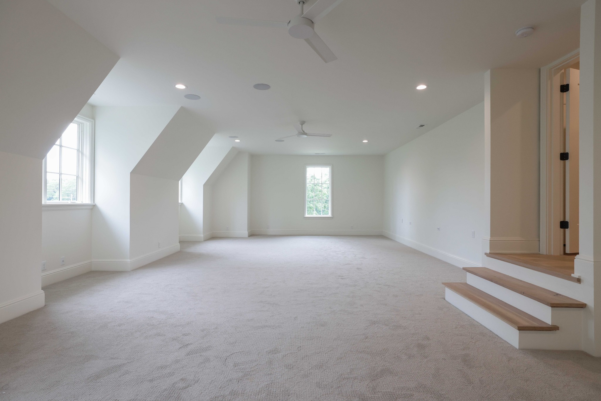 649 Brook Hollow Rd