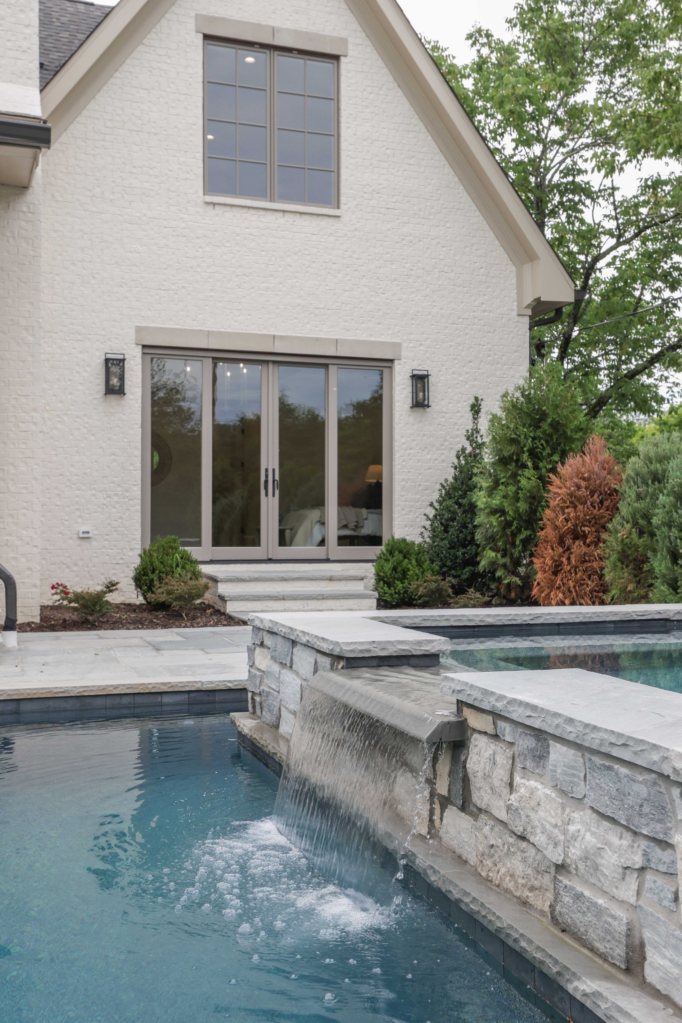 649 Brook Hollow Rd