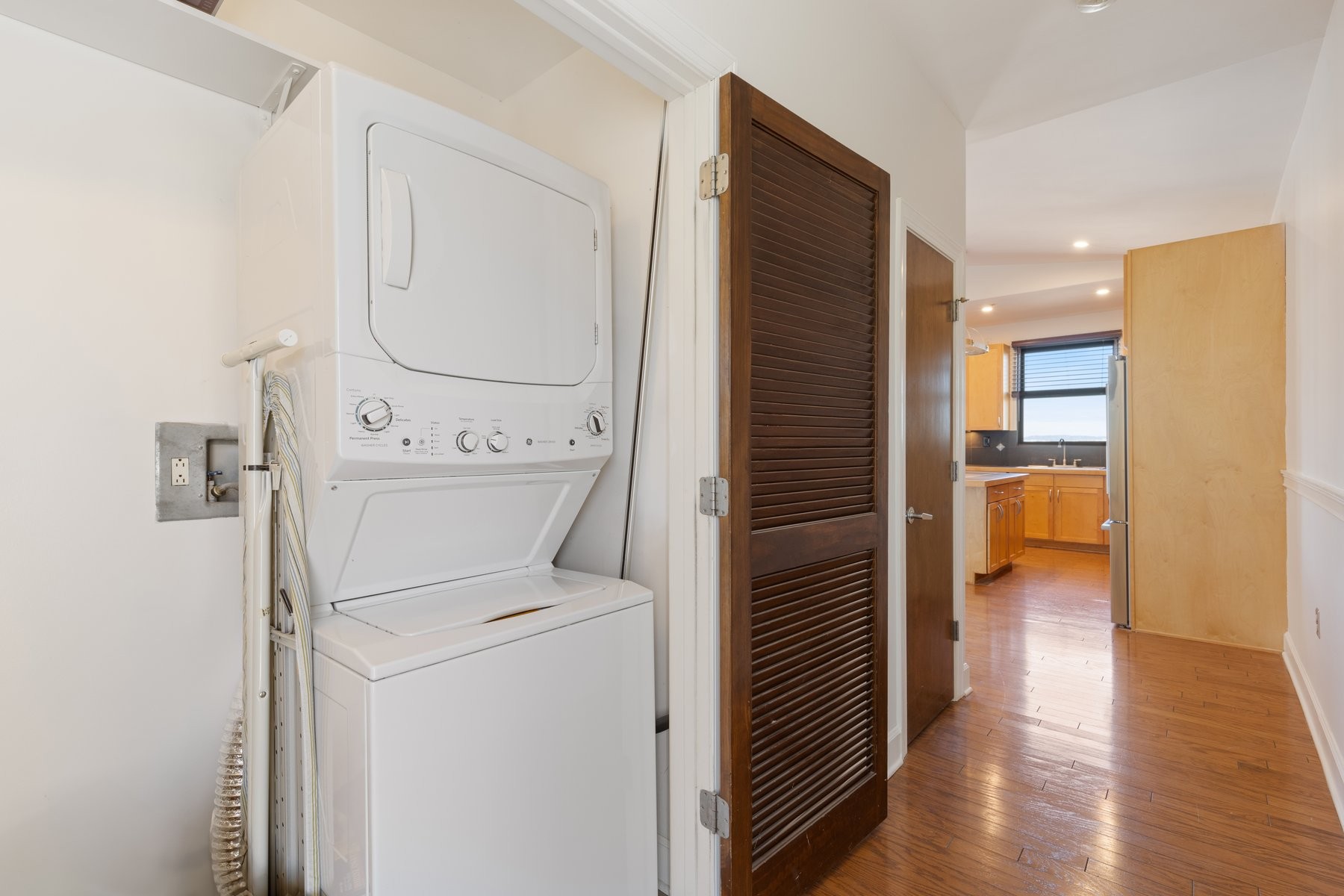 800 Woodland St Unit: 305