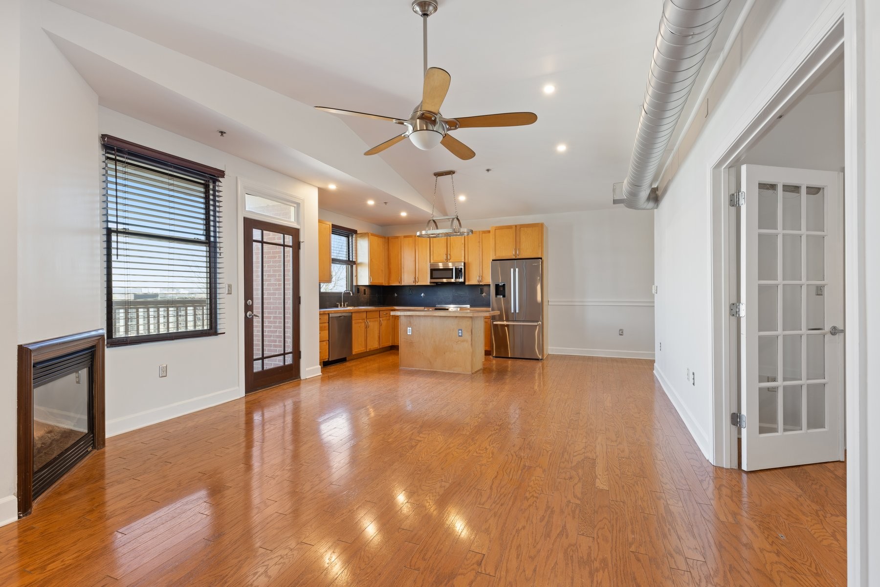 800 Woodland St Unit: 305