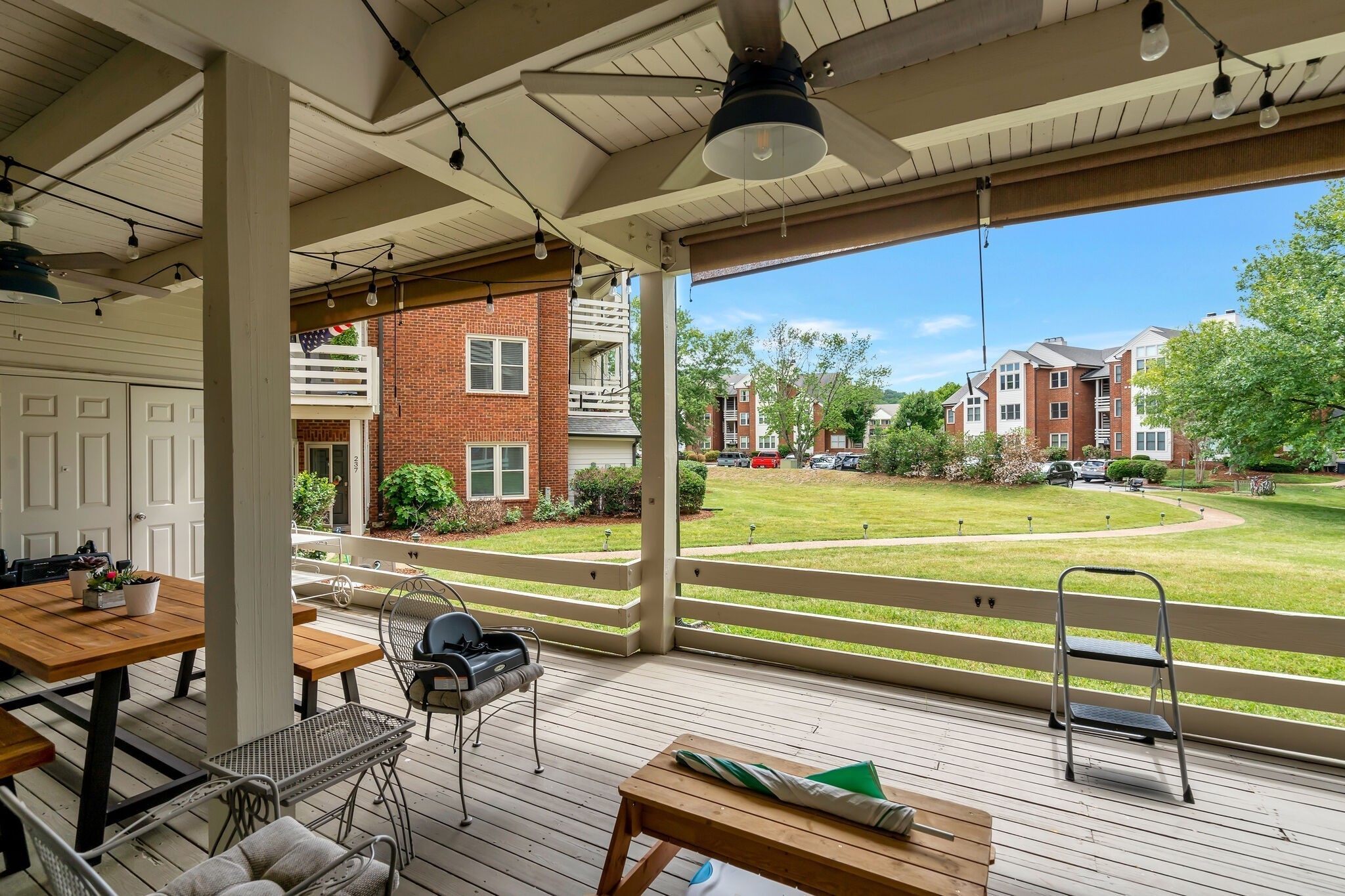 234 Boxmere Pl