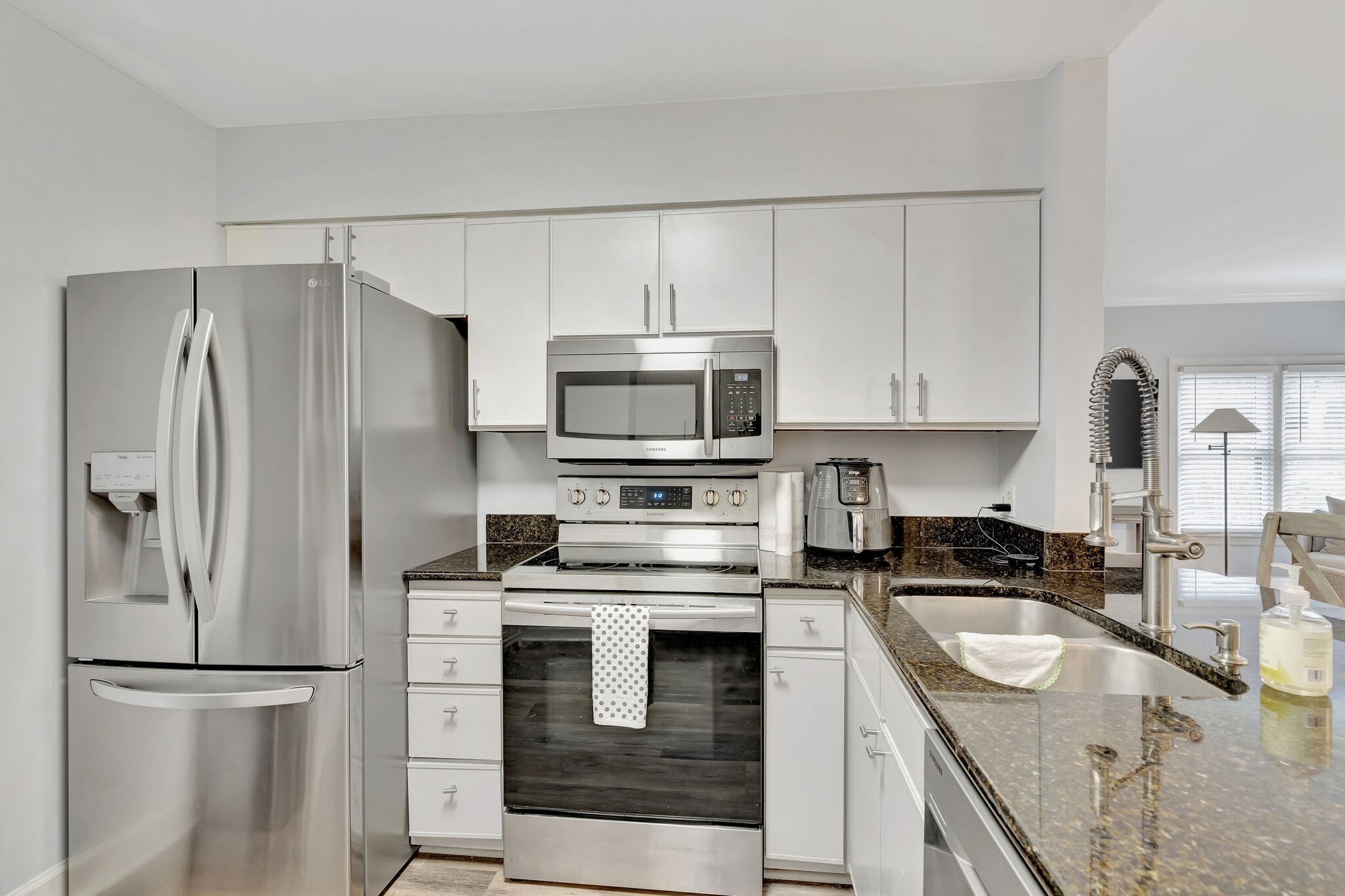 234 Boxmere Pl