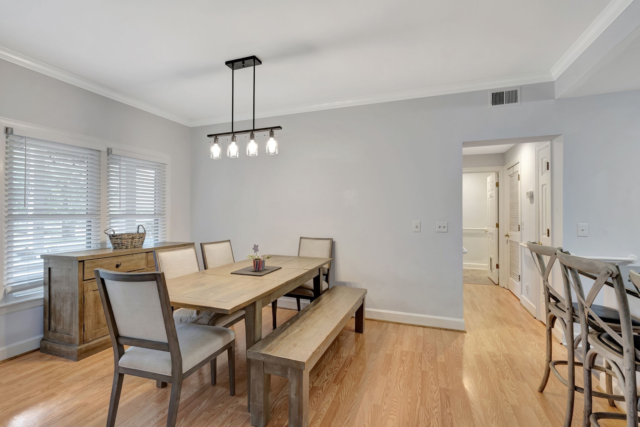 234 Boxmere Pl