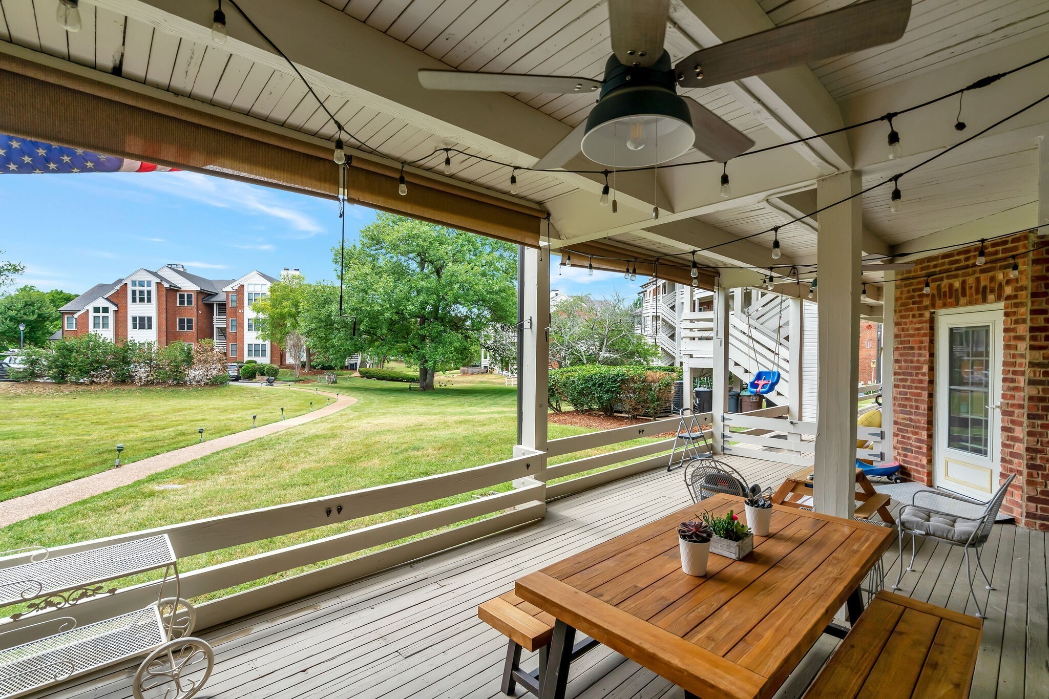 234 Boxmere Pl
