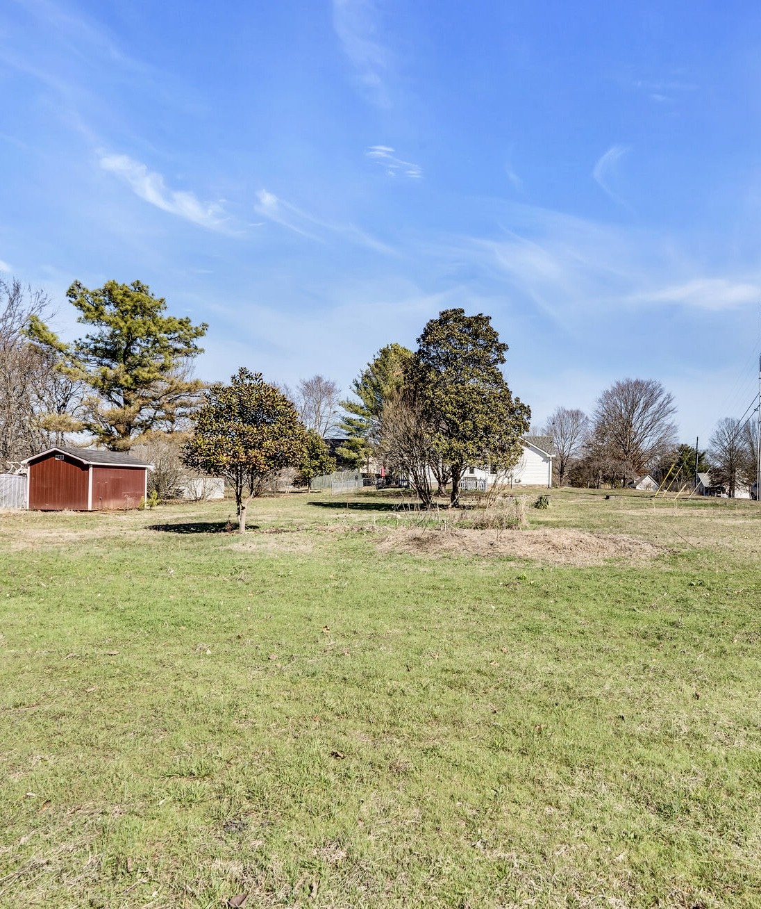 10225 Roanoke Dr