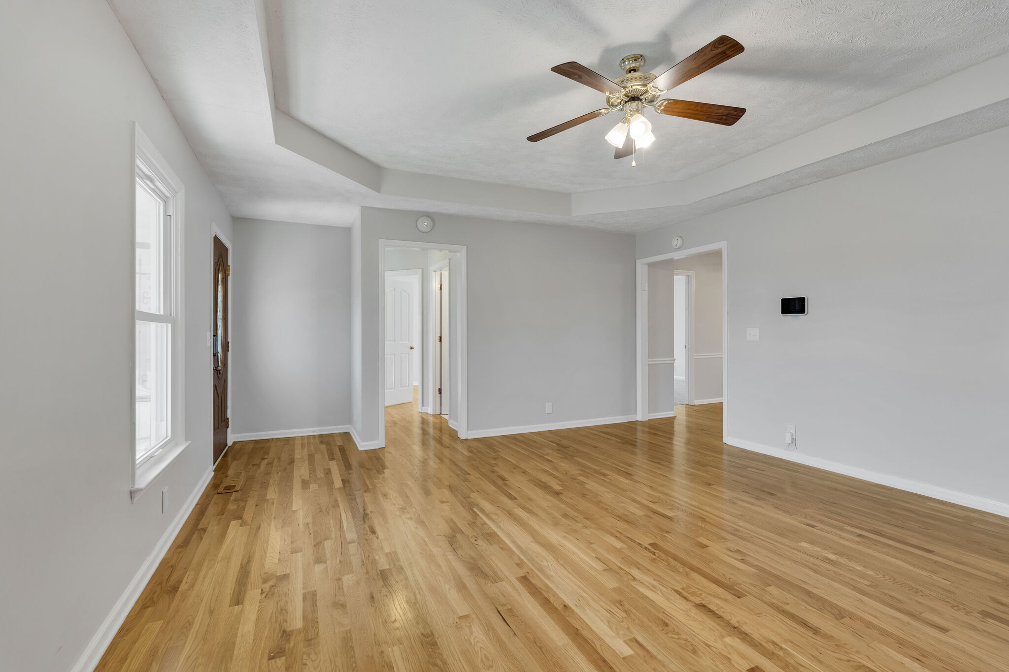 10225 Roanoke Dr