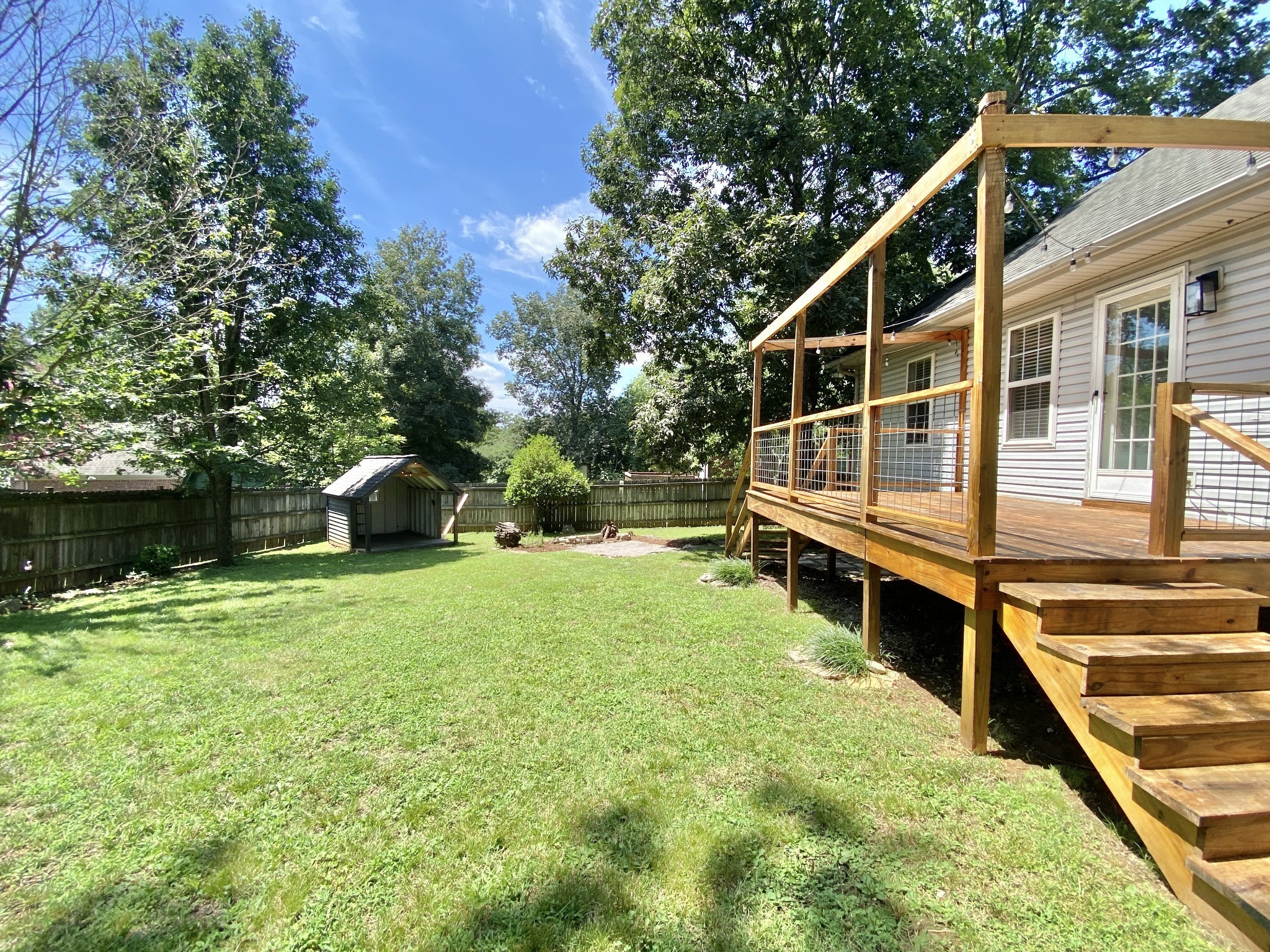 207 Parrish Pl