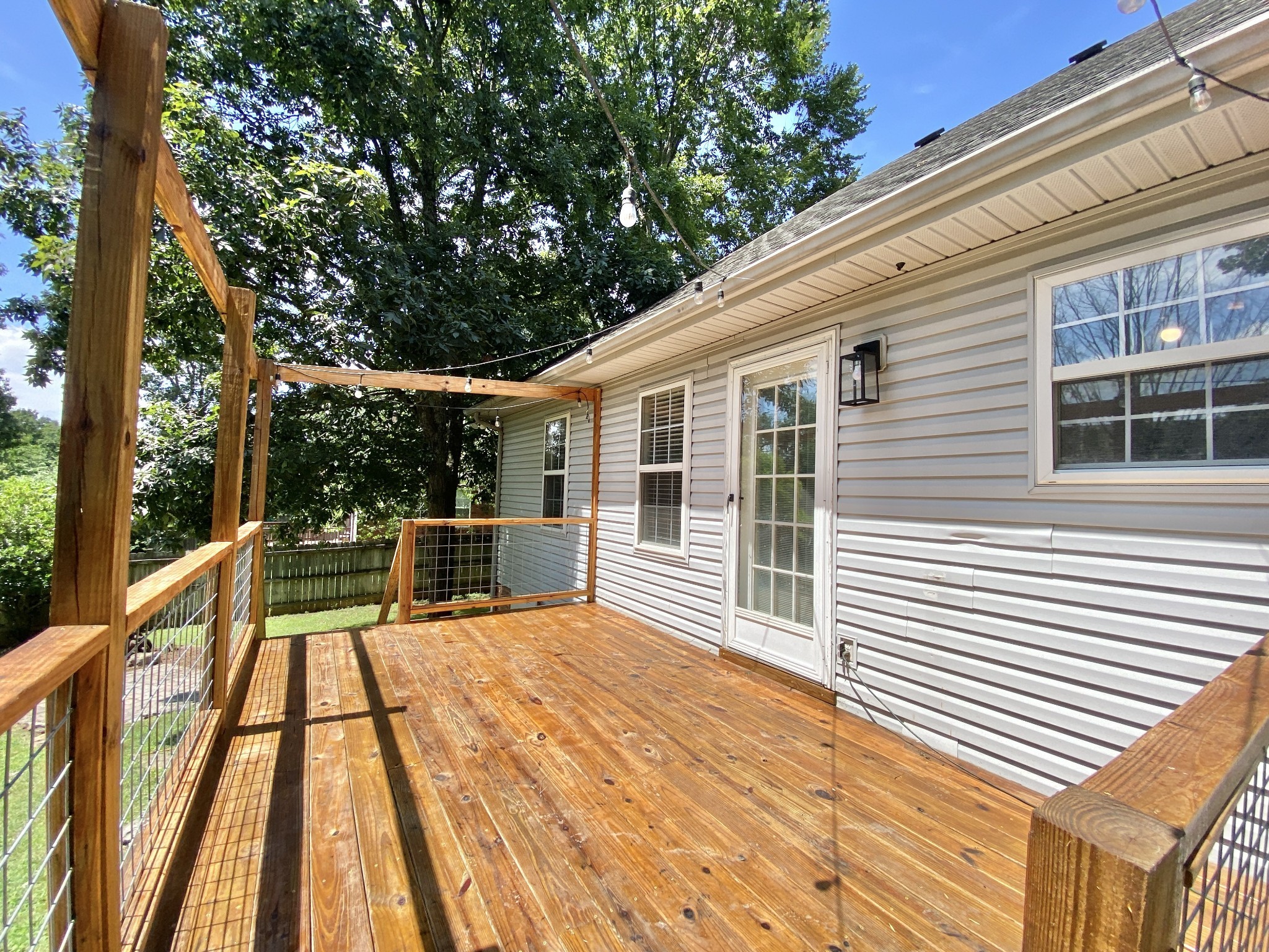 207 Parrish Pl