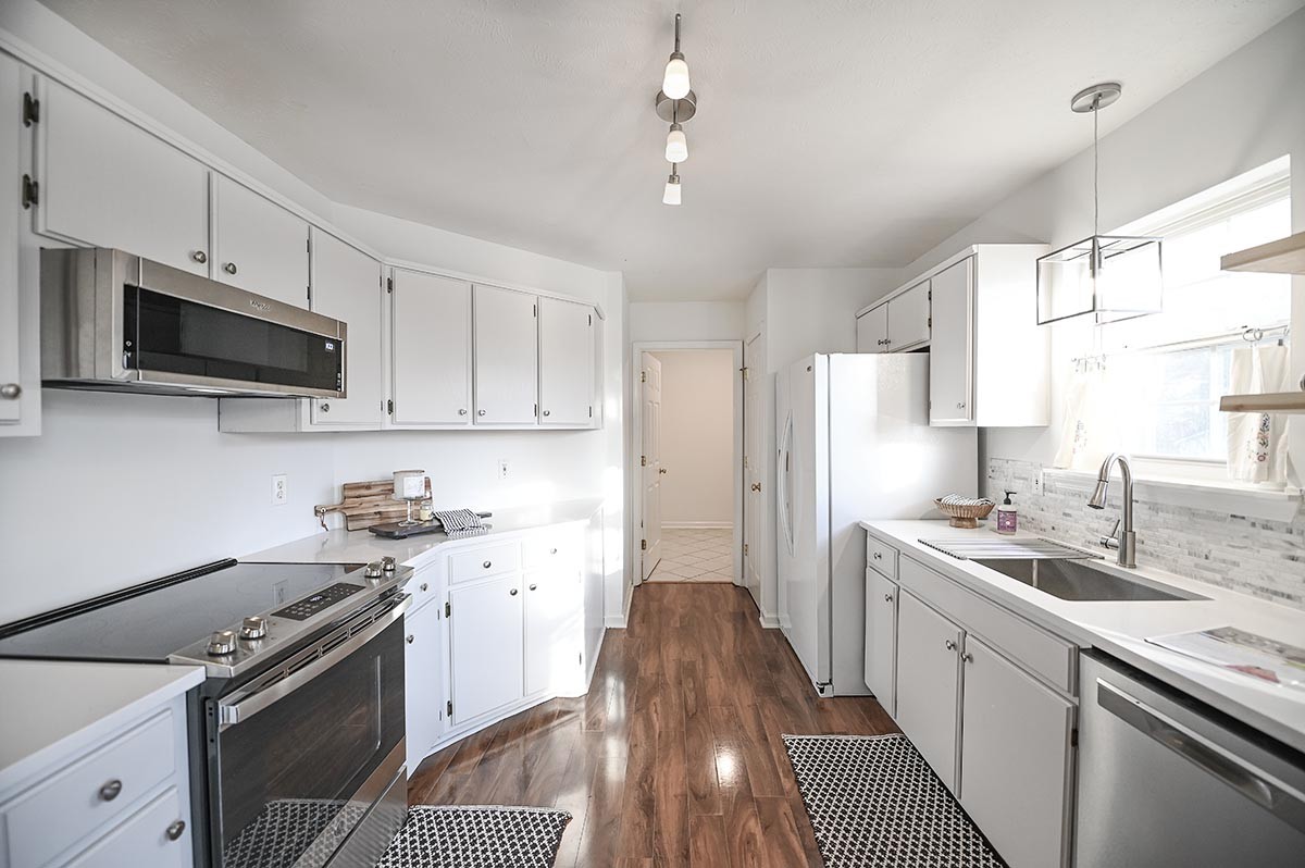 207 Parrish Pl