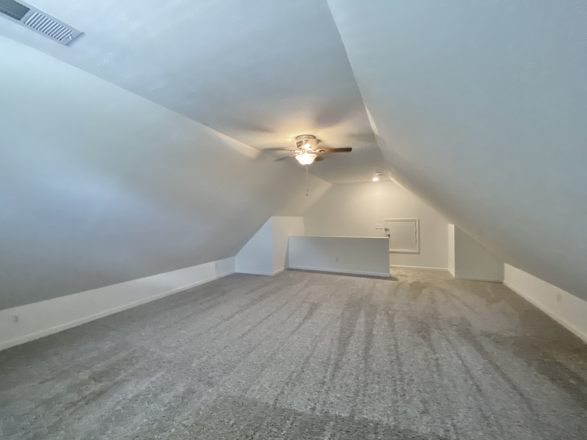 207 Parrish Pl