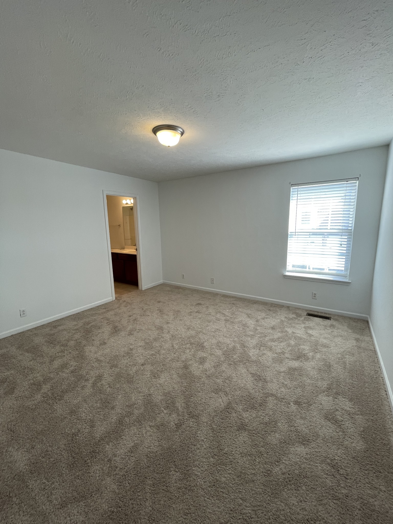 912 Sitting Bull Xing