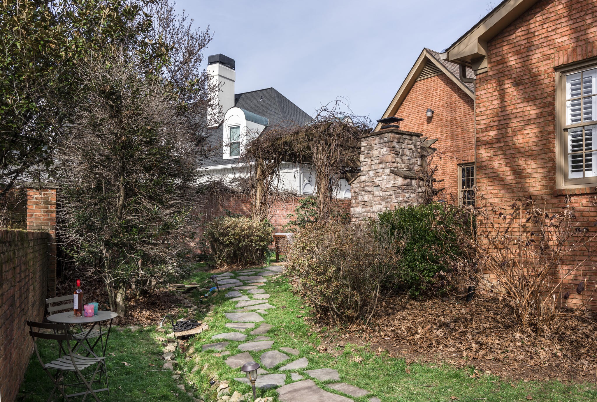 103 Wellington Park Ct
